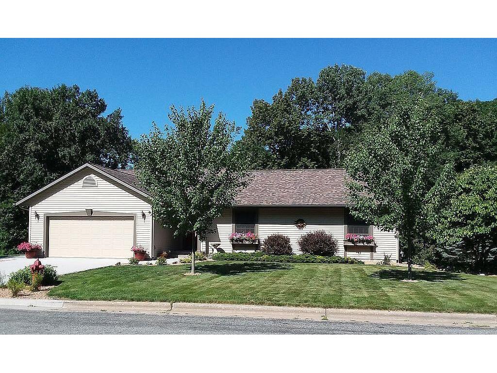 59 McIntosh La Crescent MN 55947 1850741 image1