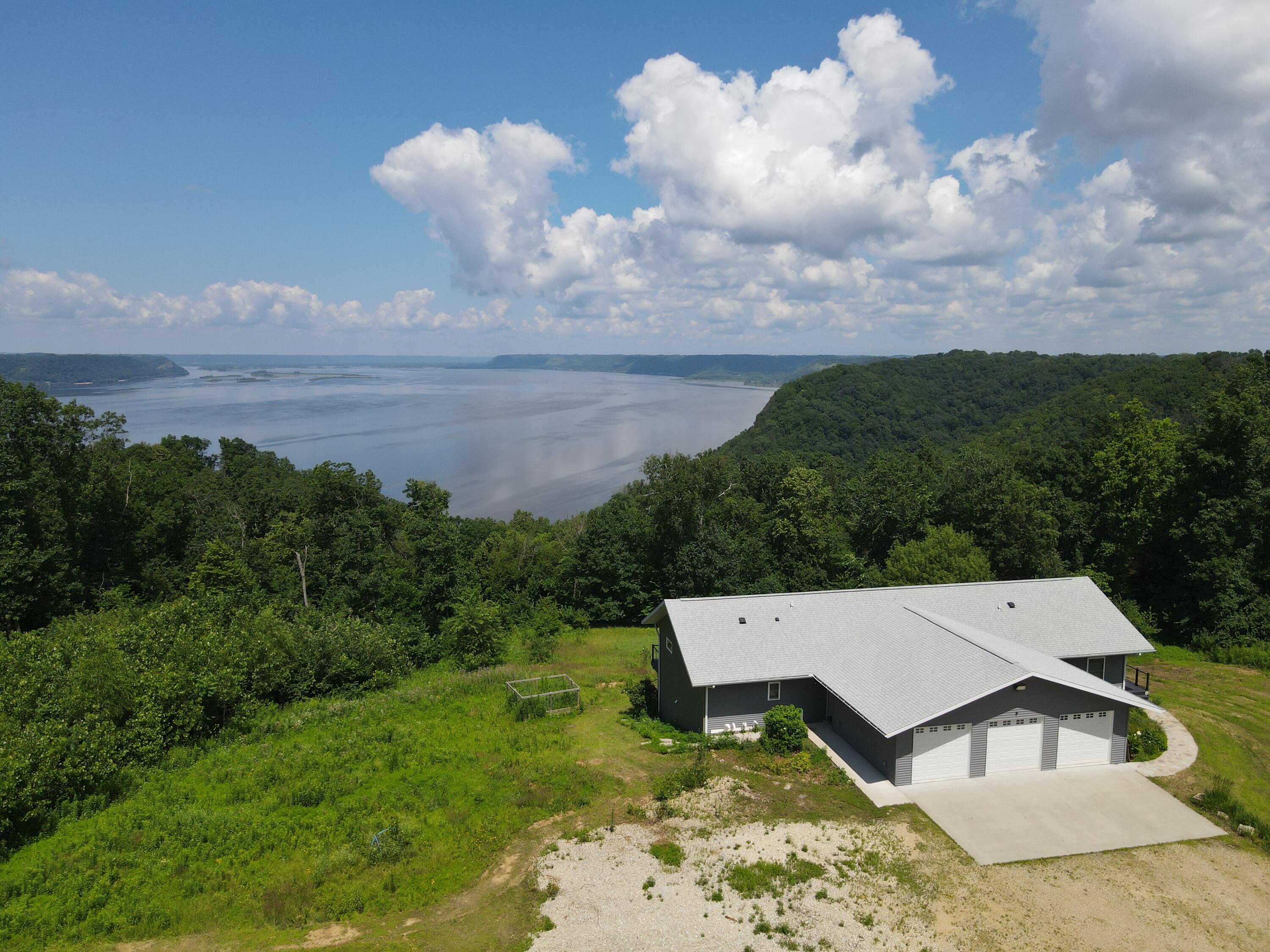 59144 Lucky Seneca WI 54626 1936076 image35