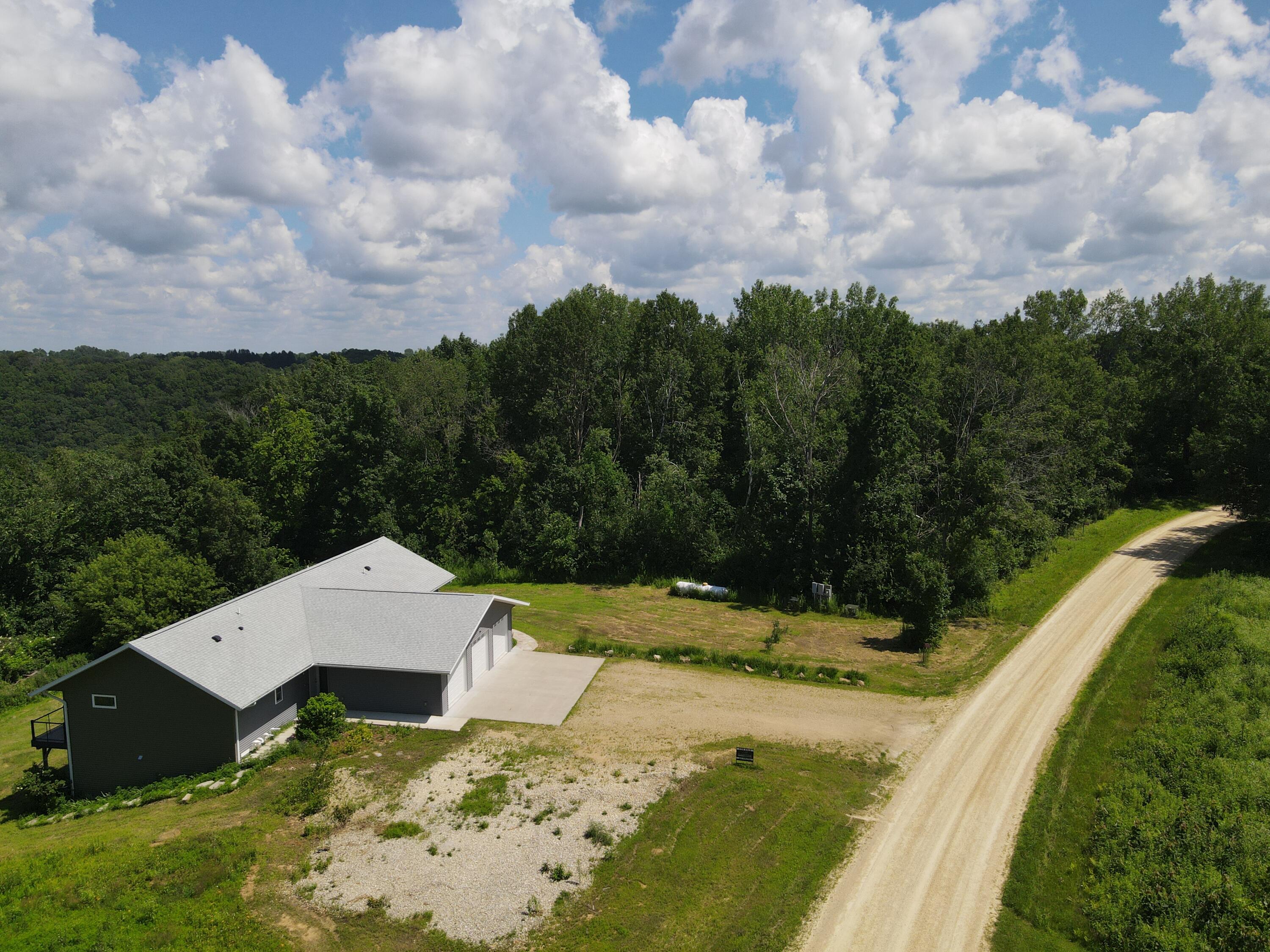 59144 Lucky Seneca WI 54626 1936076 image37