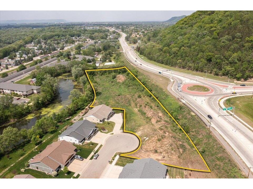 5917 River Run La Crosse WI 54601 1941657 image1