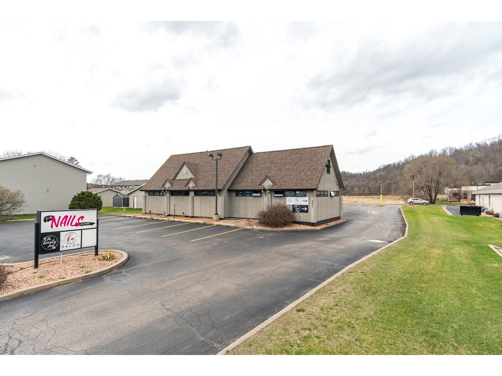 601 McHugh #B Holmen WI 54636 1957617 image1