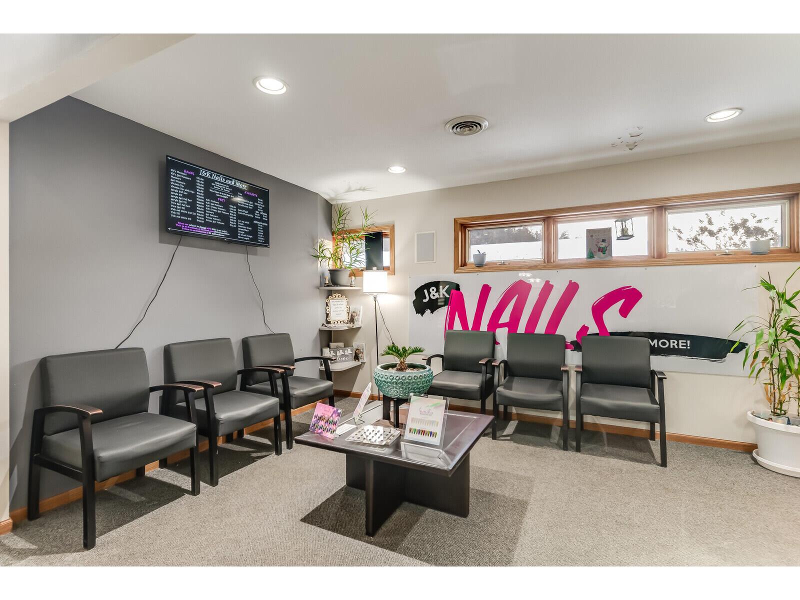 601 McHugh #B Holmen WI 54636 1957617 image5