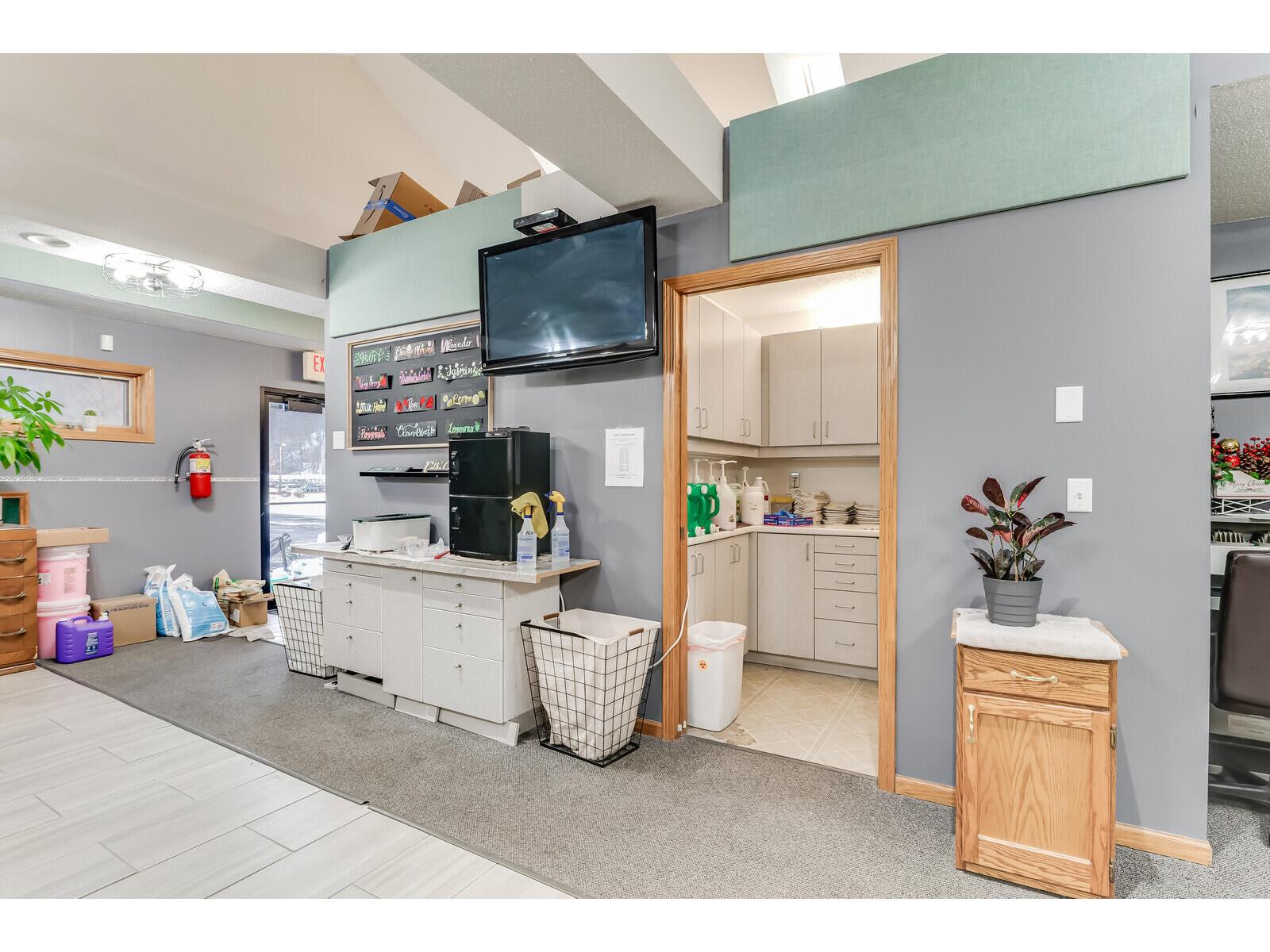 601 McHugh #B Holmen WI 54636 1957617 image9