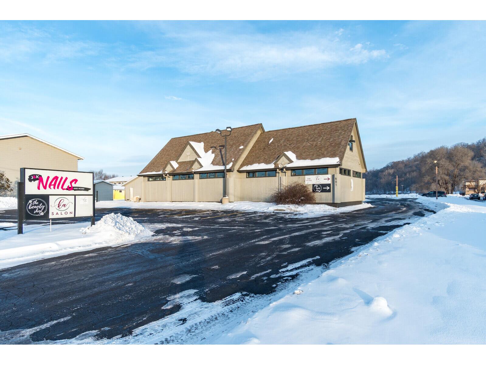601 McHugh Holmen WI 54636 1947075 image1