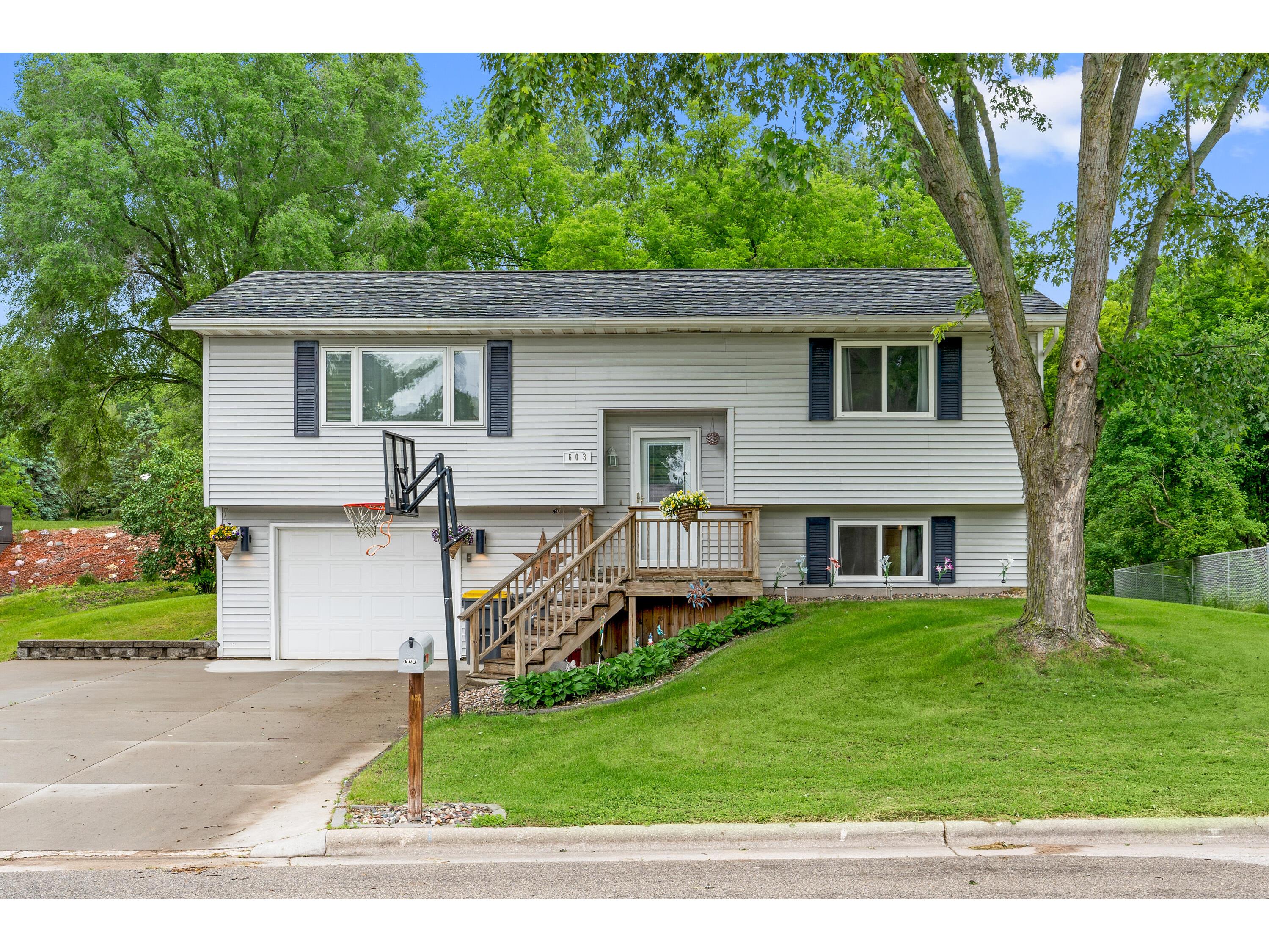 603 Evergreen Holmen WI 54636 1877467 image1