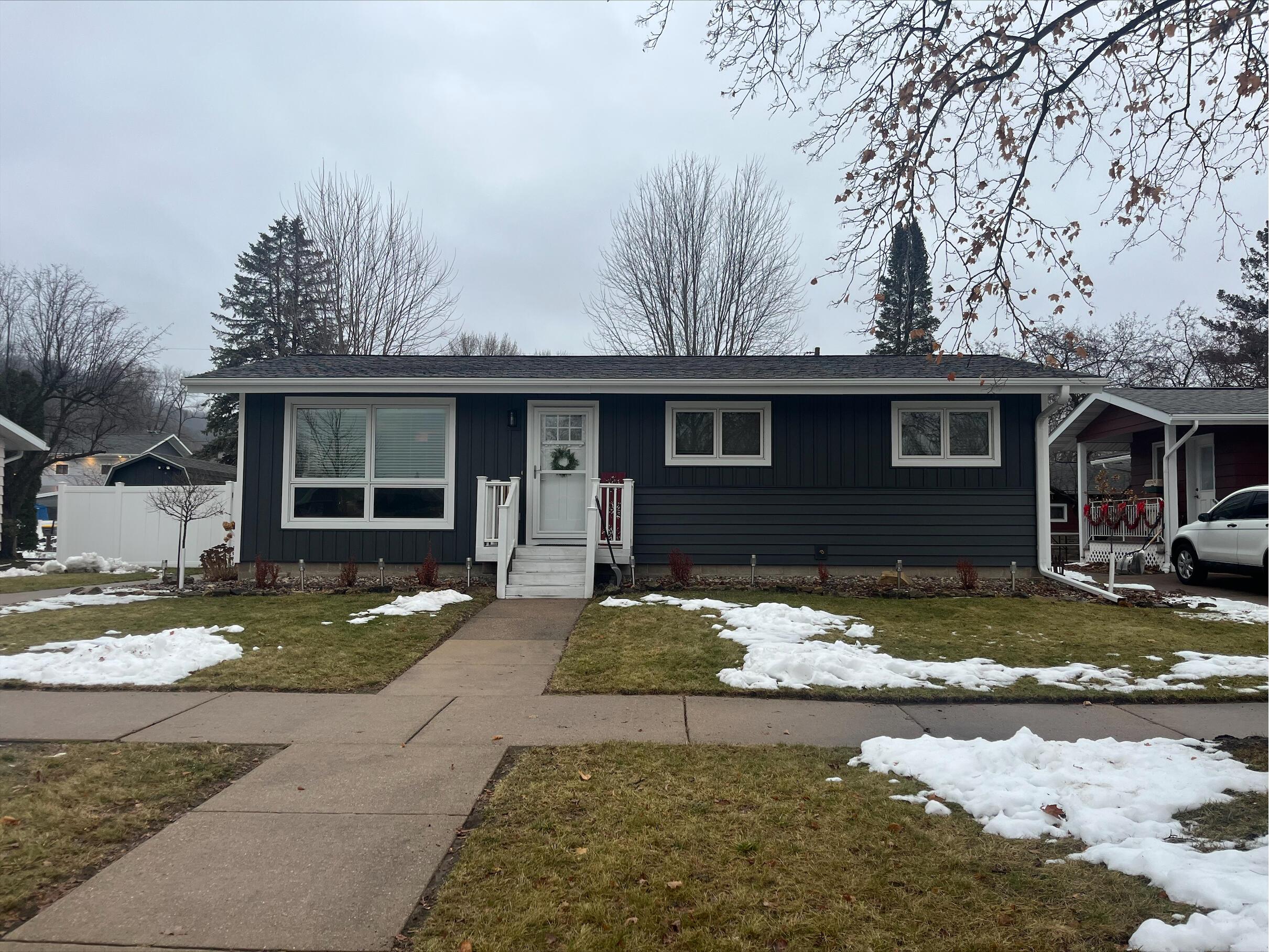 604 3rd La Crescent MN 55947 1919401 image1