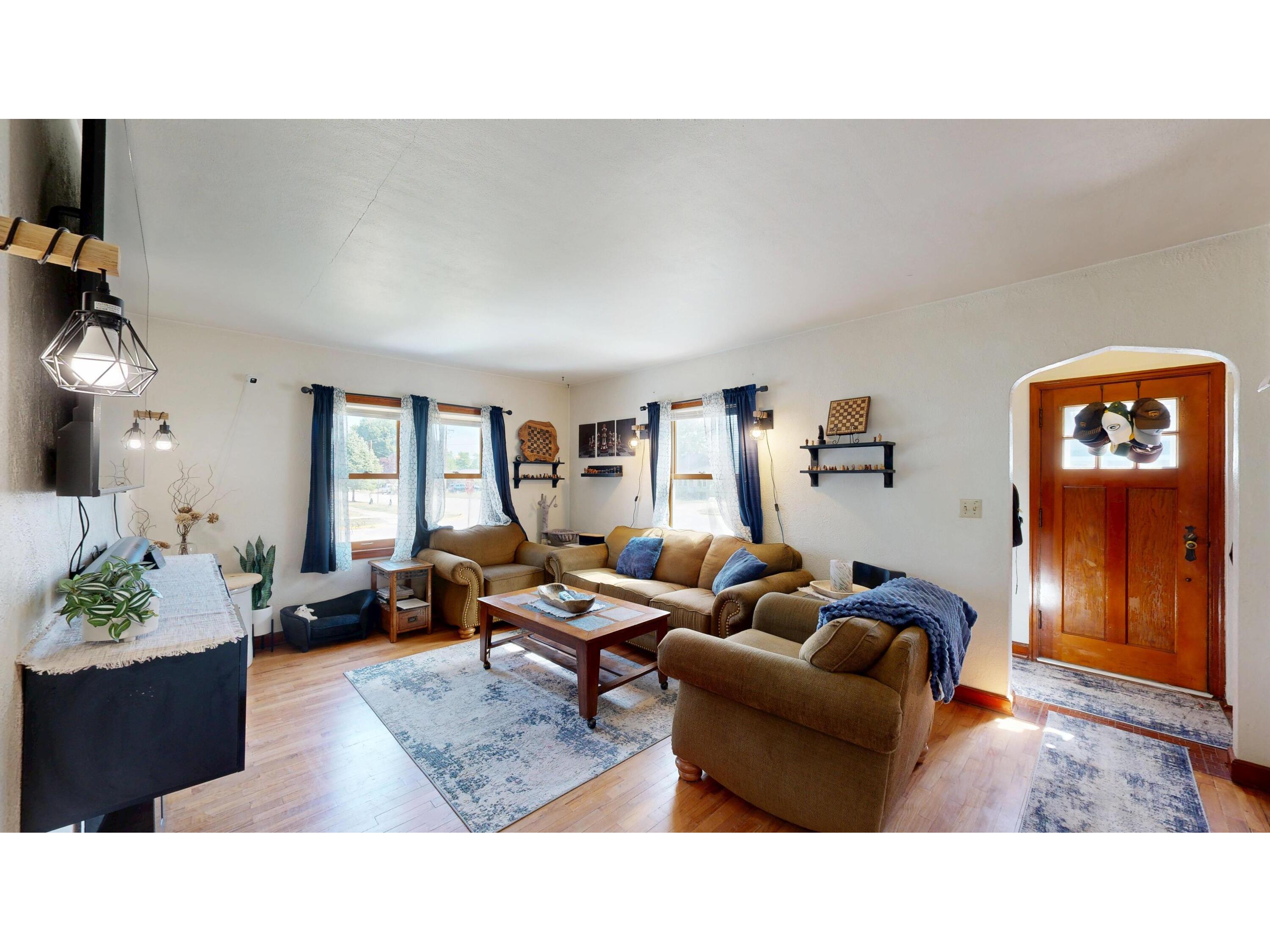 604 Oak La Crescent MN 55947 1965995 image2