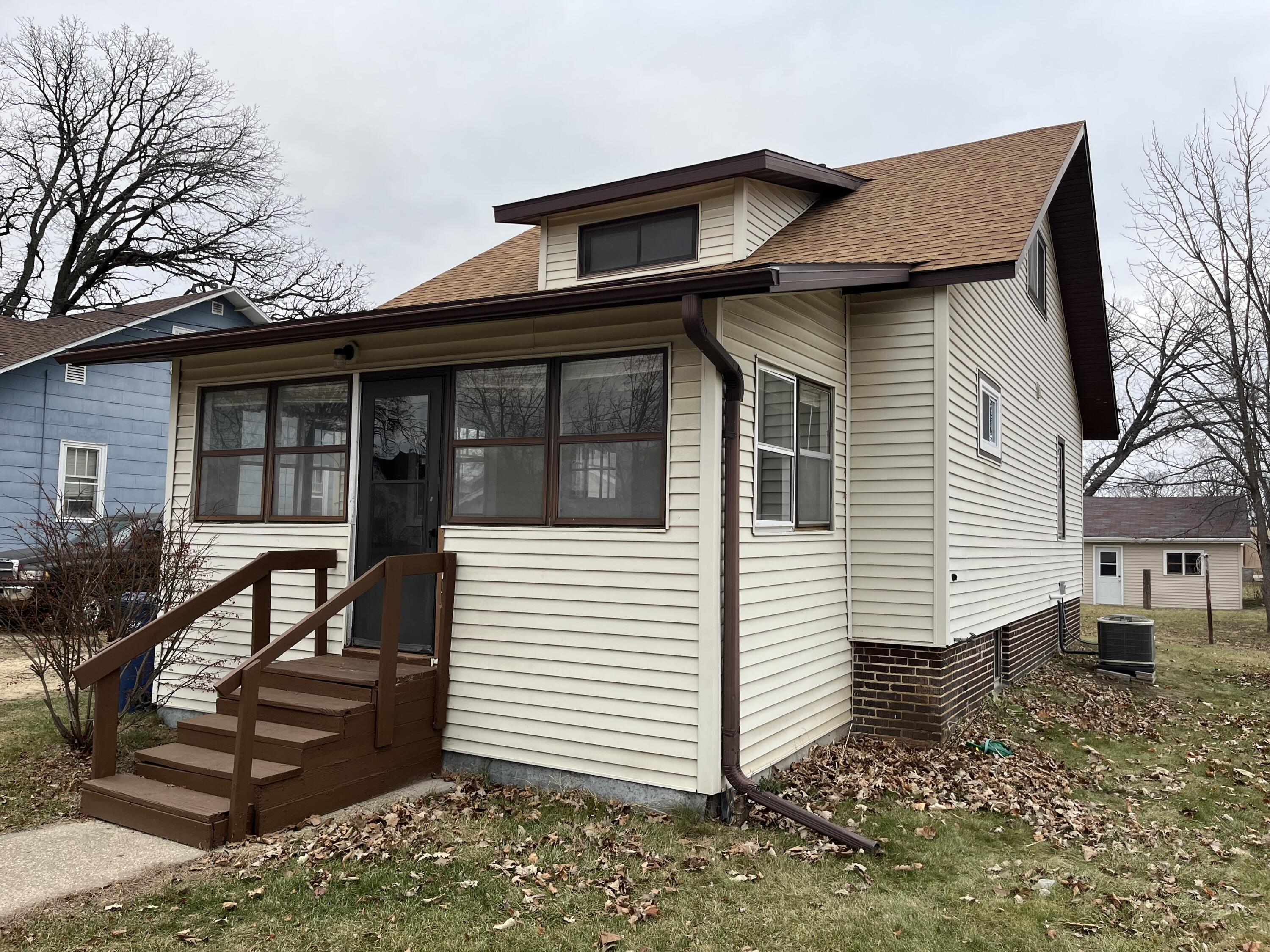 604 Wolcott Sparta WI 54656 1901604 image1