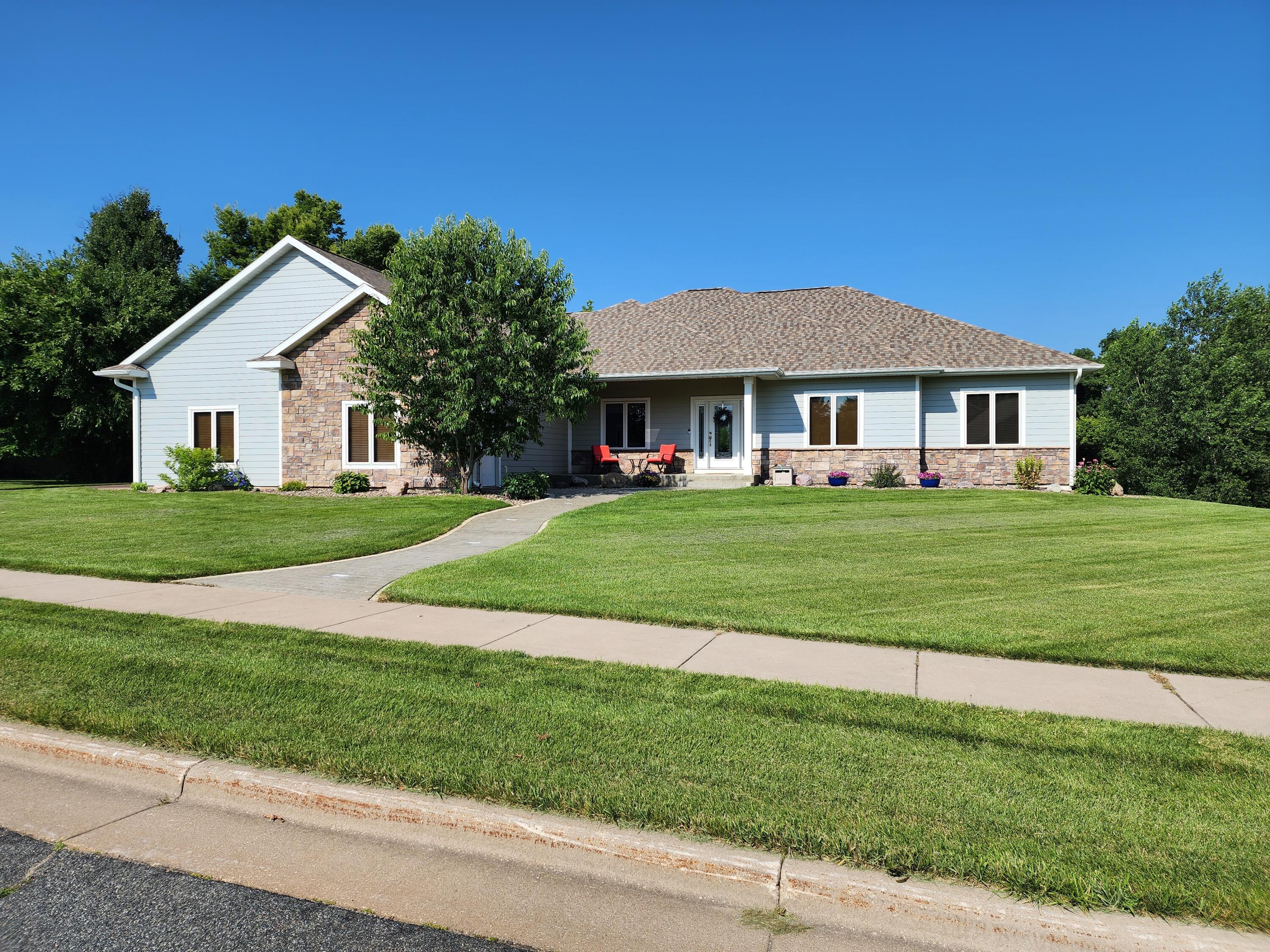 606 Deerwood Holmen WI 54636 1842315 image1