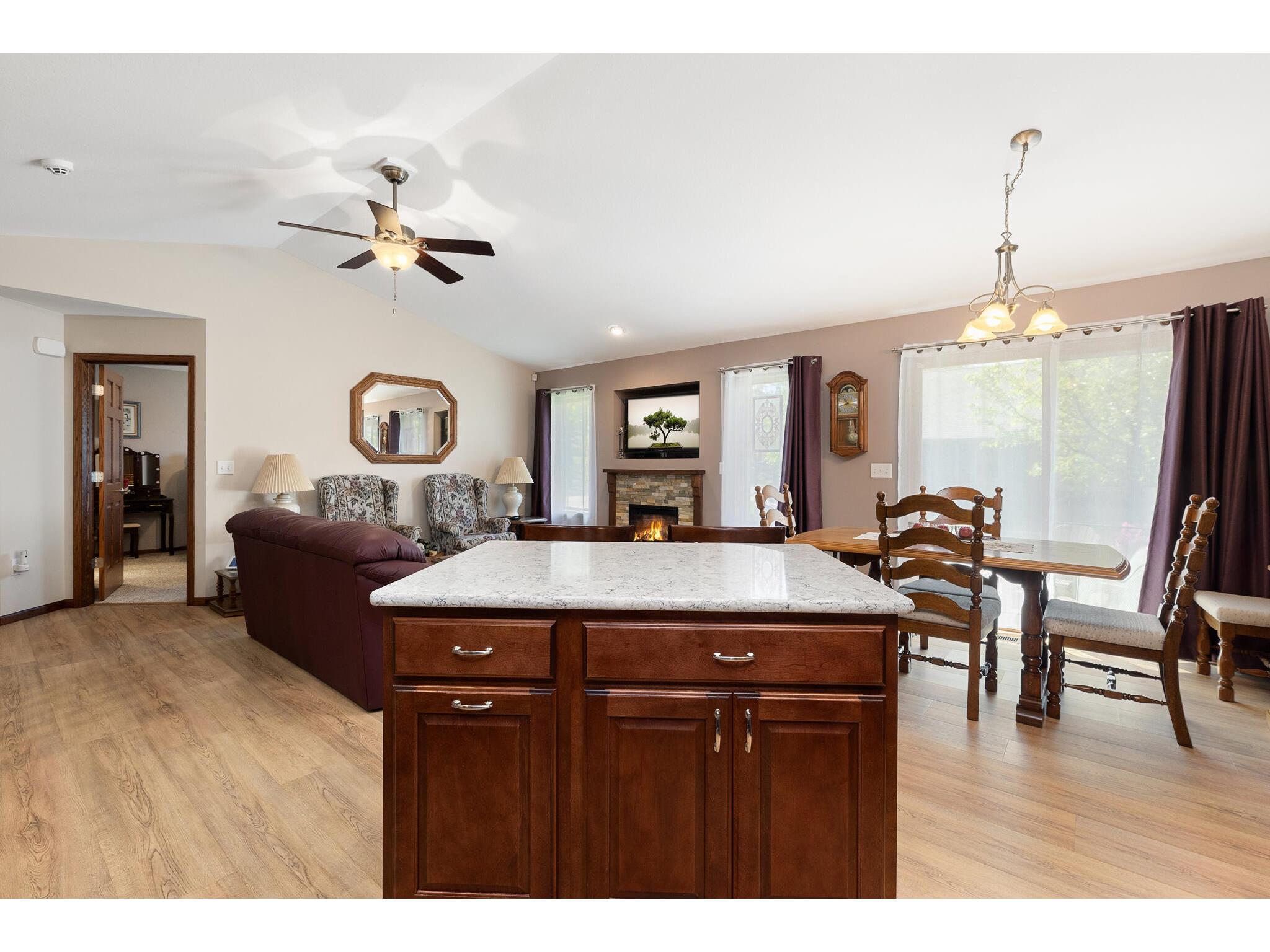 609 4th Onalaska WI 54650 1965024 image12
