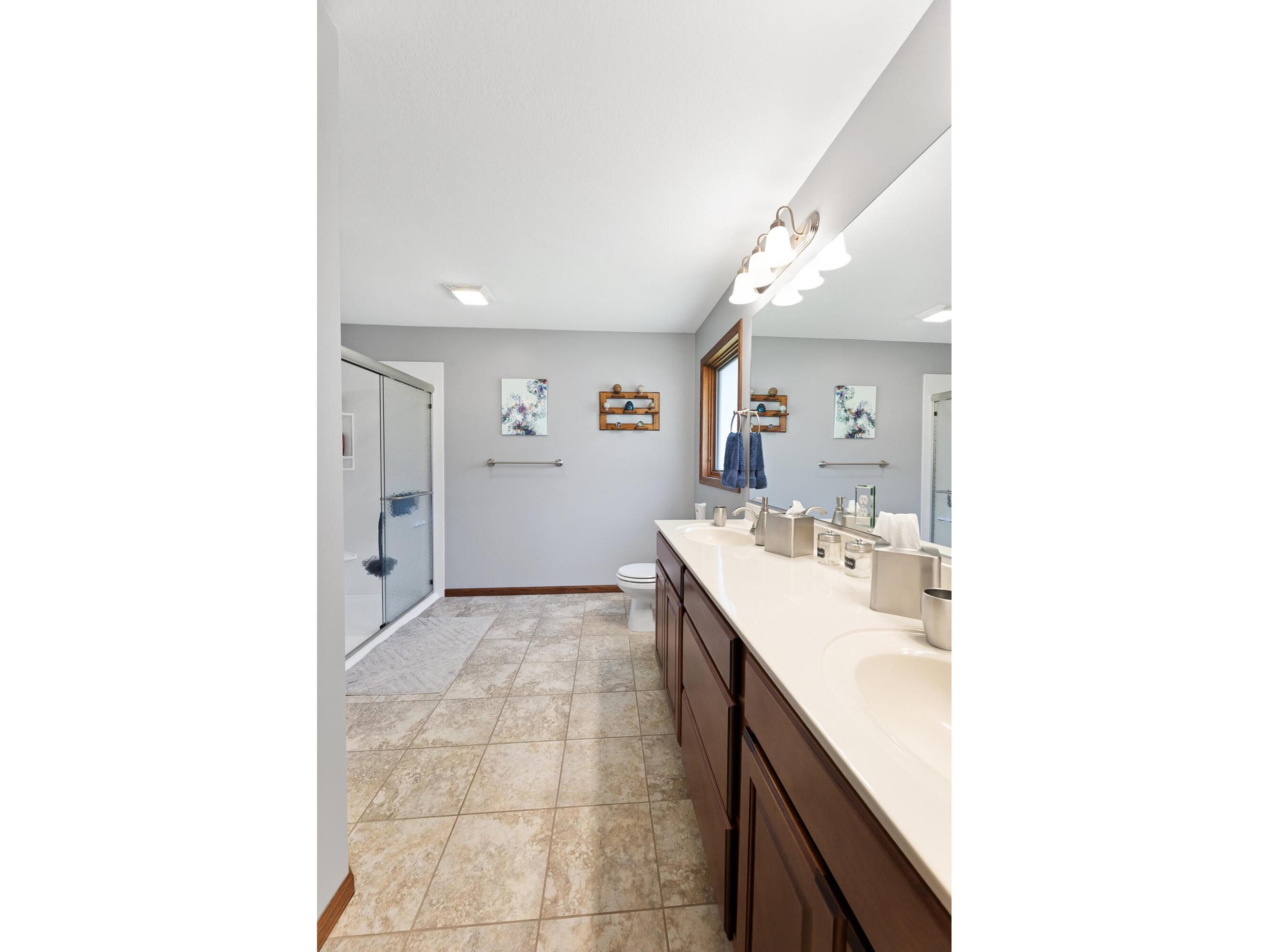 609 4th Onalaska WI 54650 1965024 image17