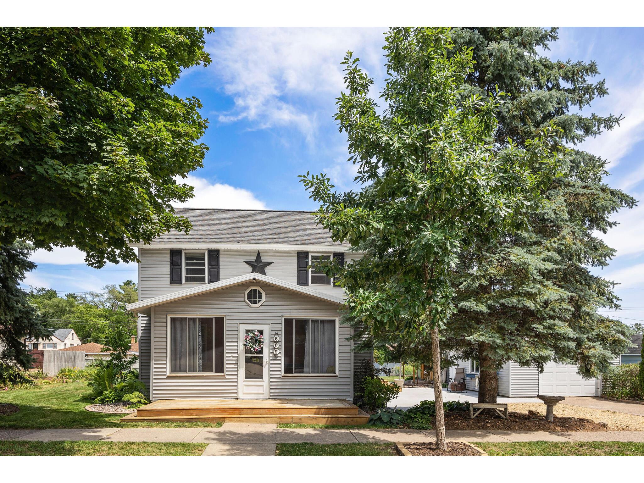 609 8th Onalaska WI 54650 1842156 image1