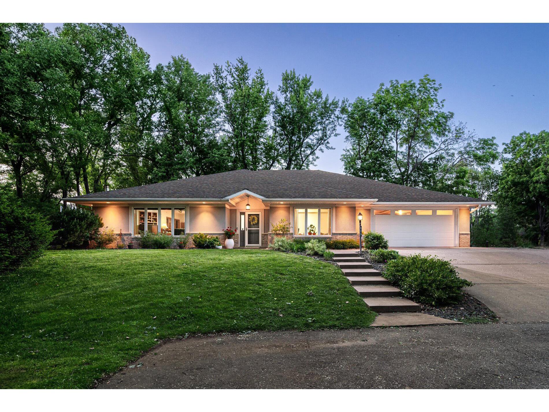 609 Dakota Campbell WI 54603 - LAKE ONALASKA 1877591 image1