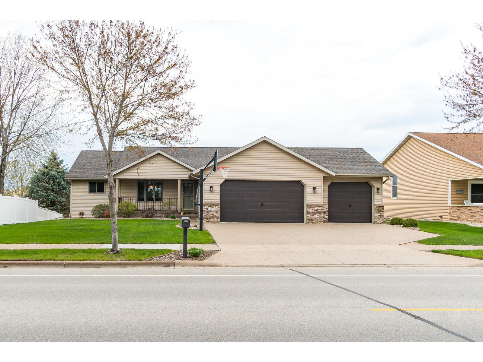 609 Riders Club Onalaska WI 54650 1833420 image1