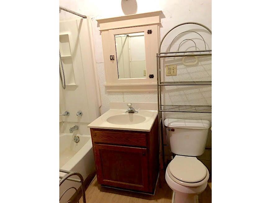 61 N 3 St, Lansing, IA, 52151 MLS 1868829 Edina Realty