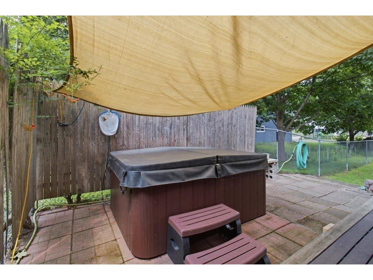 611 1st Holmen WI 54636 1972224 image10