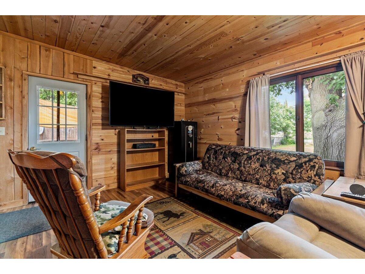 611 1st Holmen WI 54636 1972224 image16