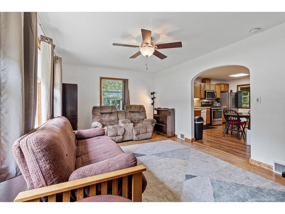 611 1st Holmen WI 54636 1972224 image19