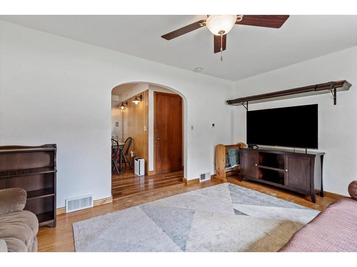 611 1st Holmen WI 54636 1972224 image20
