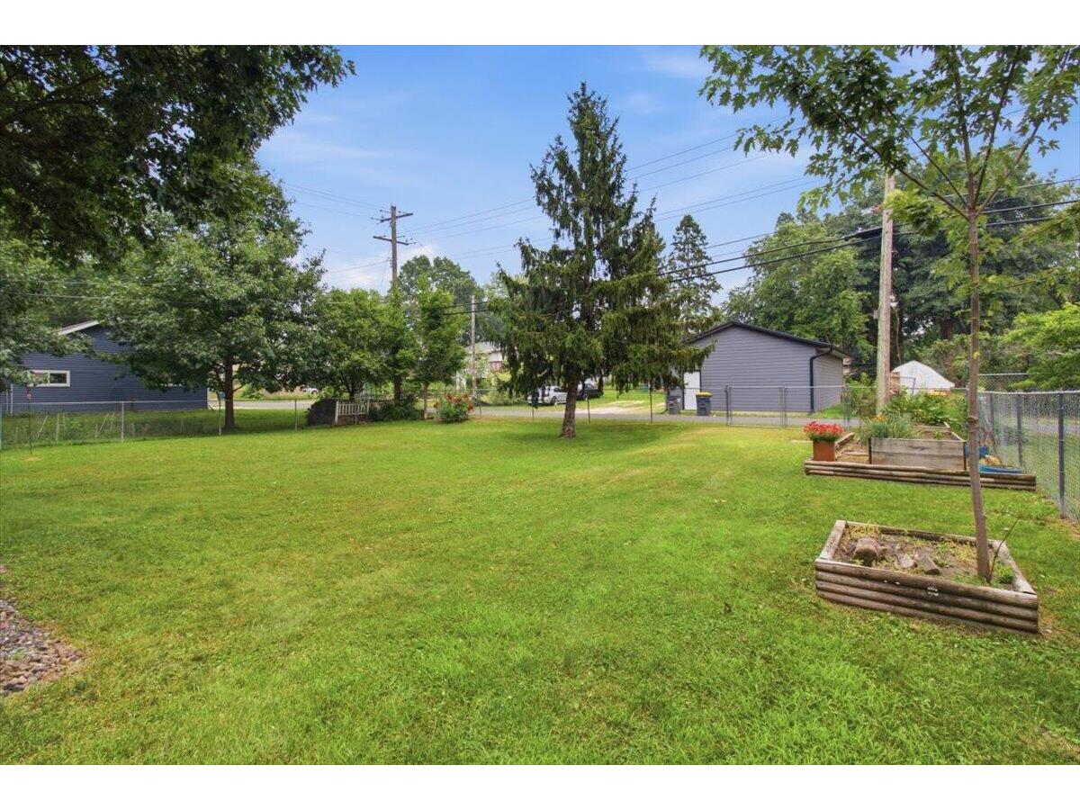 611 1st Holmen WI 54636 1972224 image5