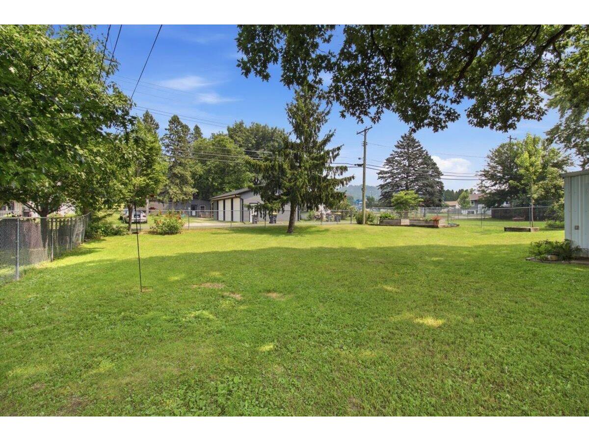 611 1st Holmen WI 54636 1972224 image9