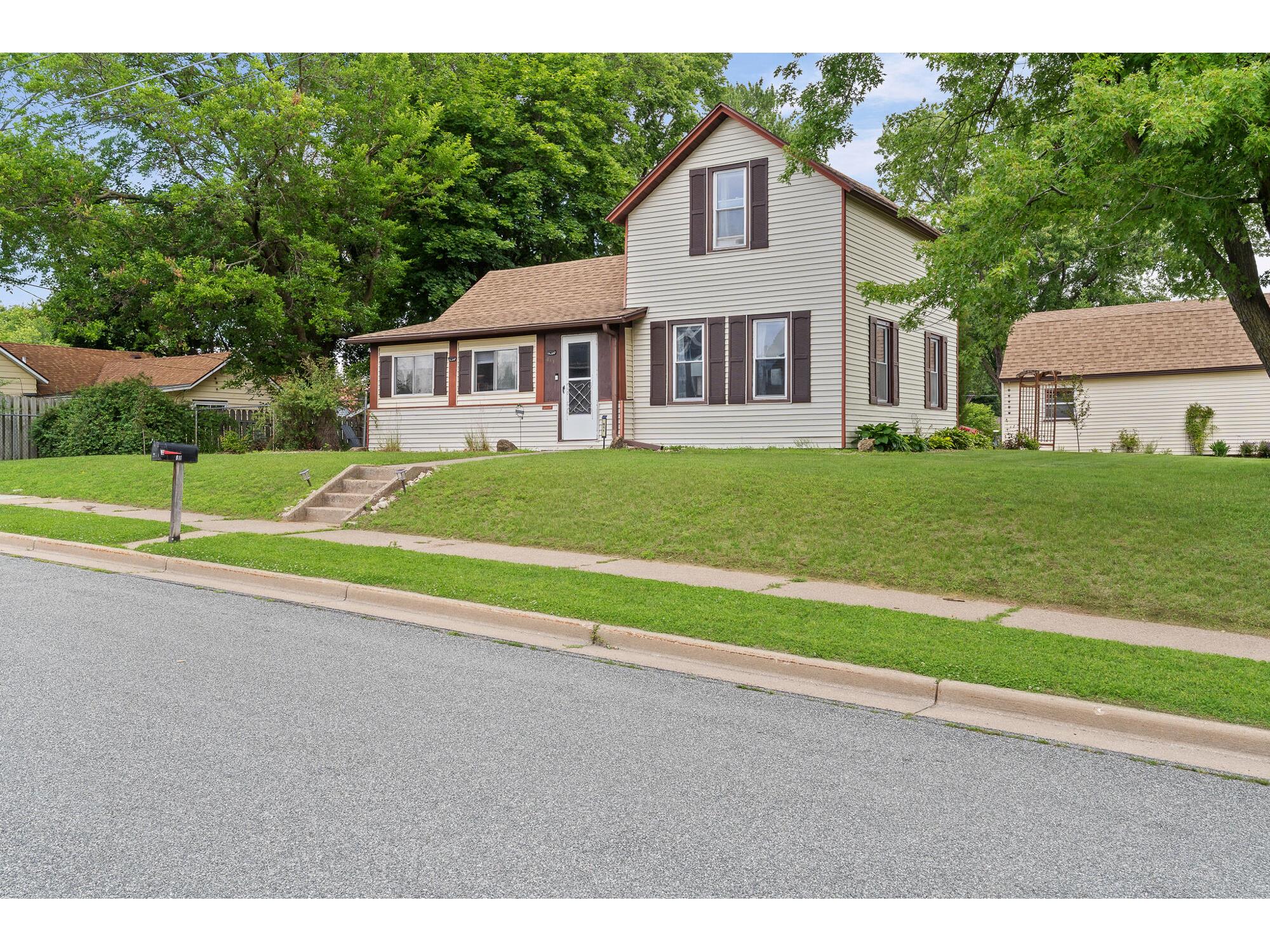 611 Monroe Onalaska WI 54650 1969213 image2