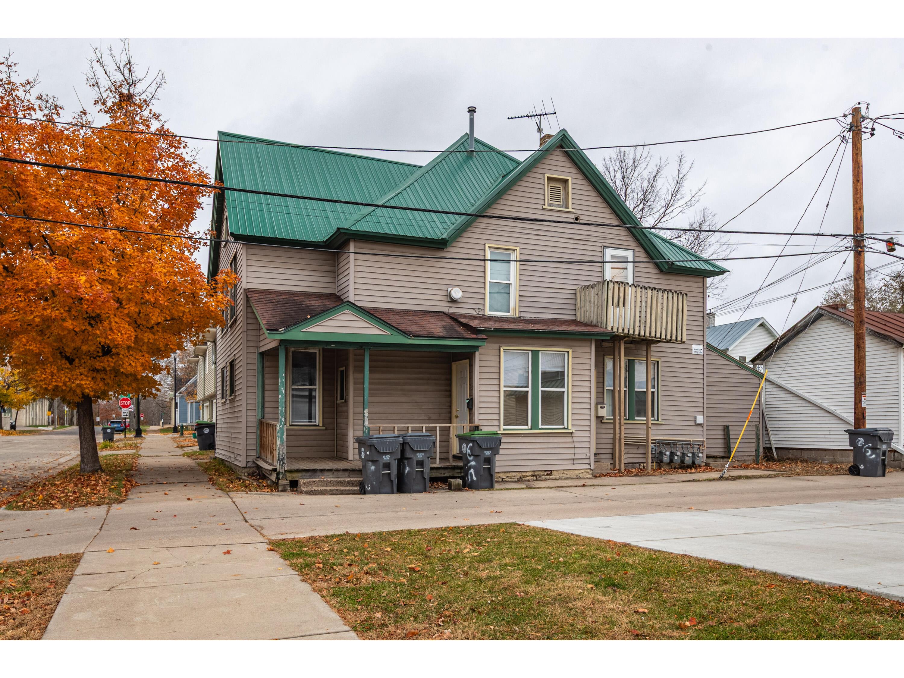 611 Wall La Crosse WI 54603 1943472 image1