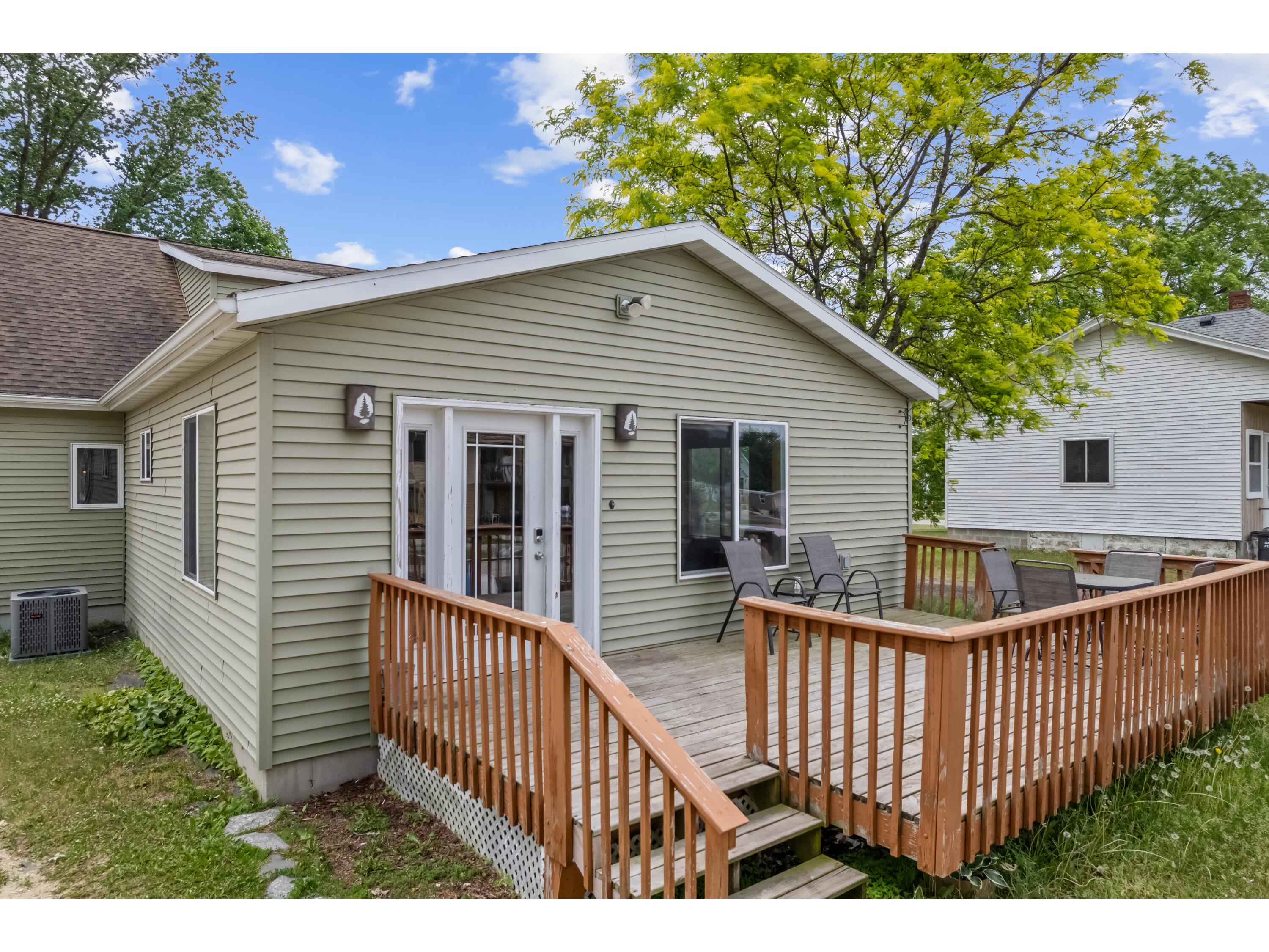 612 E Broadway Blair WI 54616 1965921 image16