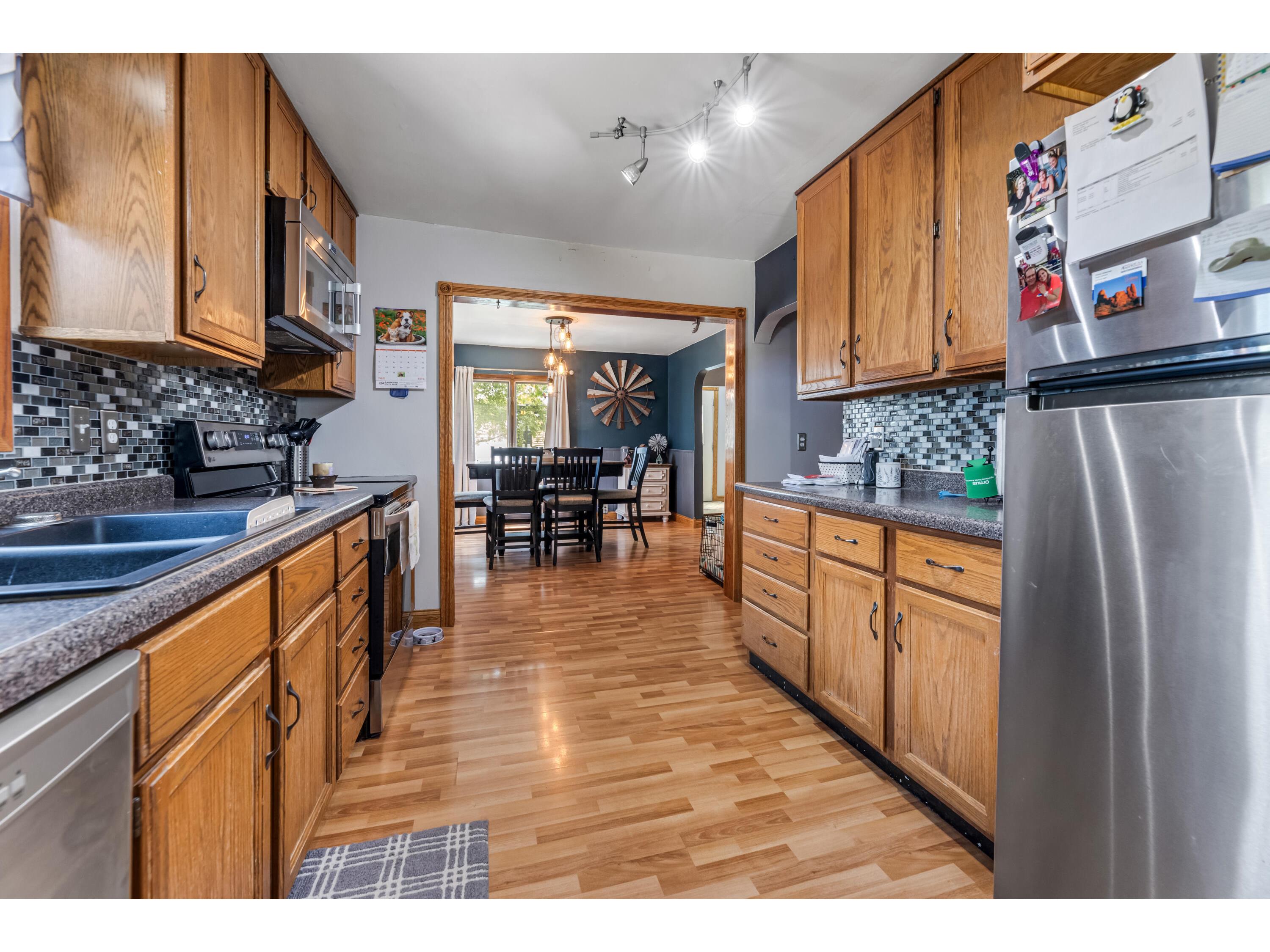 612 E Broadway Blair WI 54616 1965921 image9
