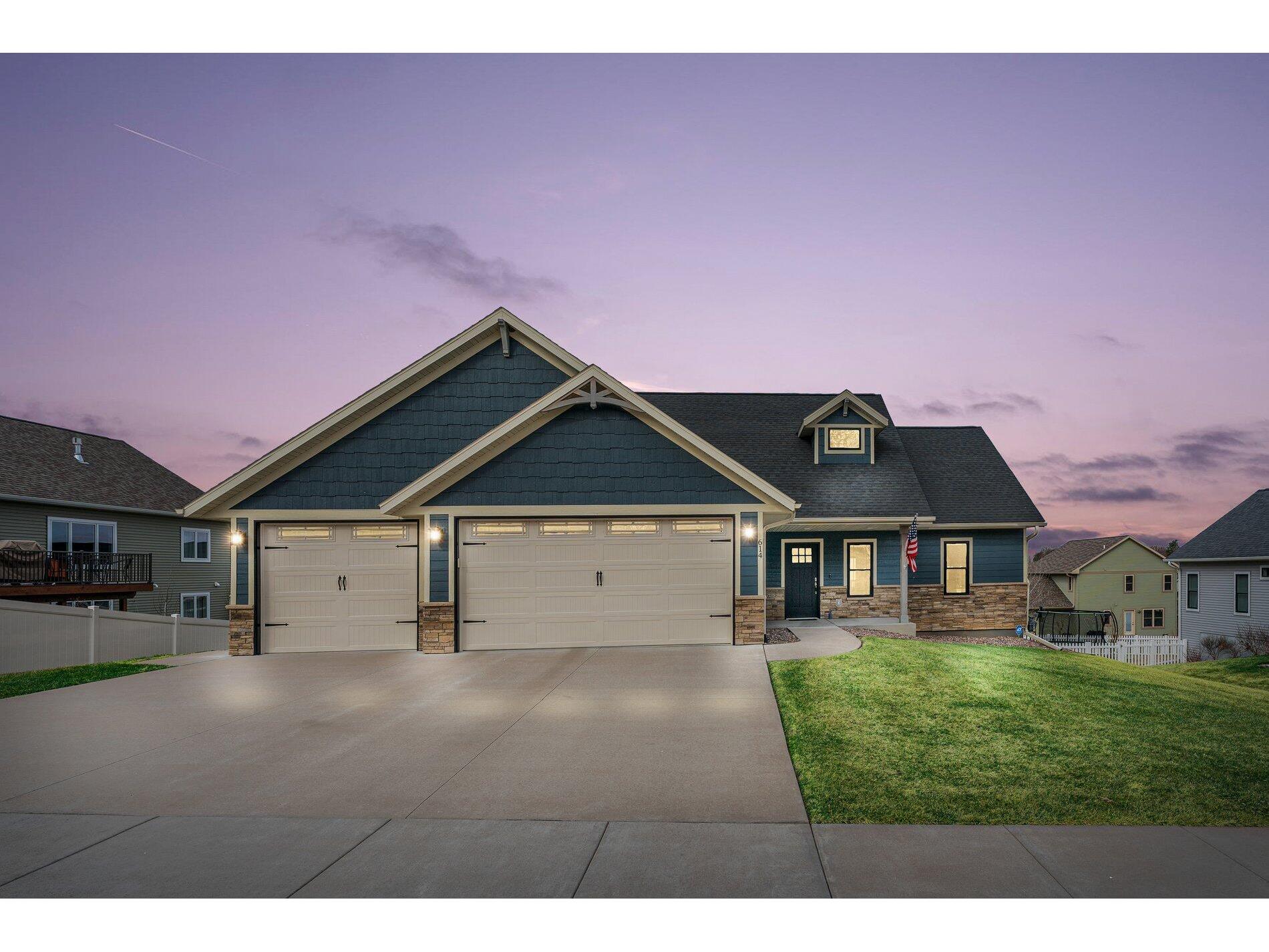 614 Forest View Holmen WI 54636 1955471 image1