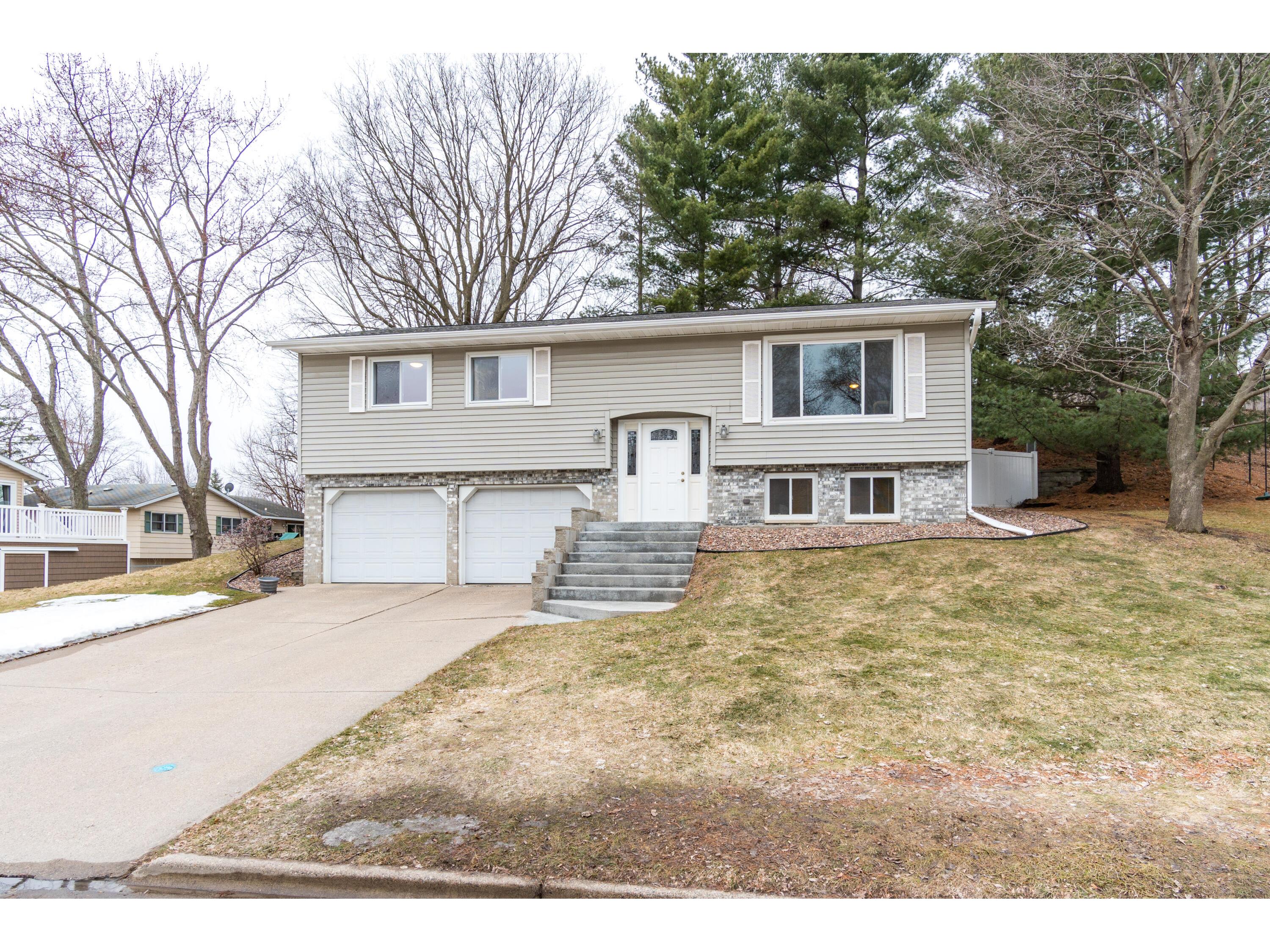 615 N 14th Onalaska WI 54650 1827610 image1