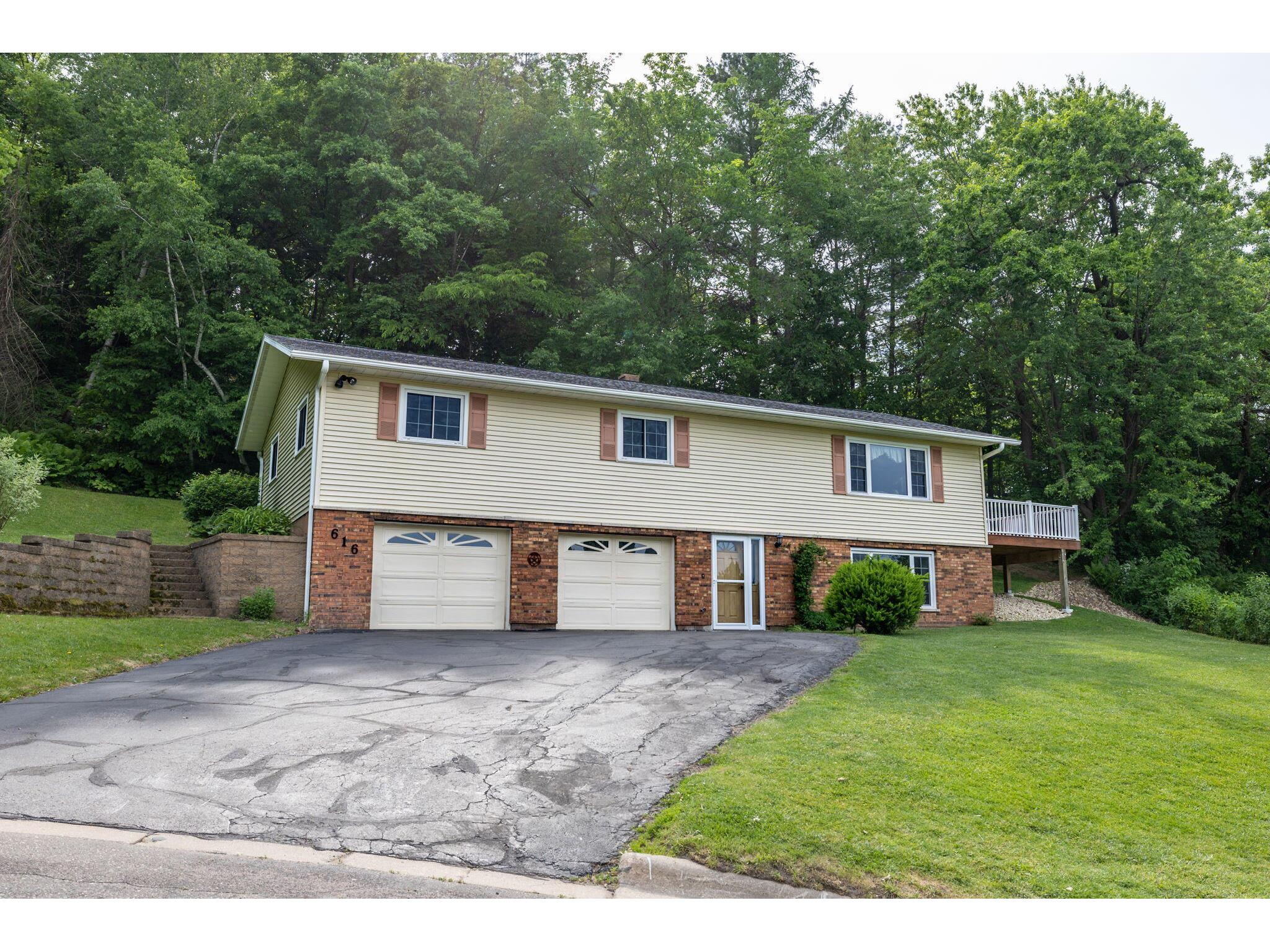 616 Birchwood West Salem WI 54669 1837599 image1