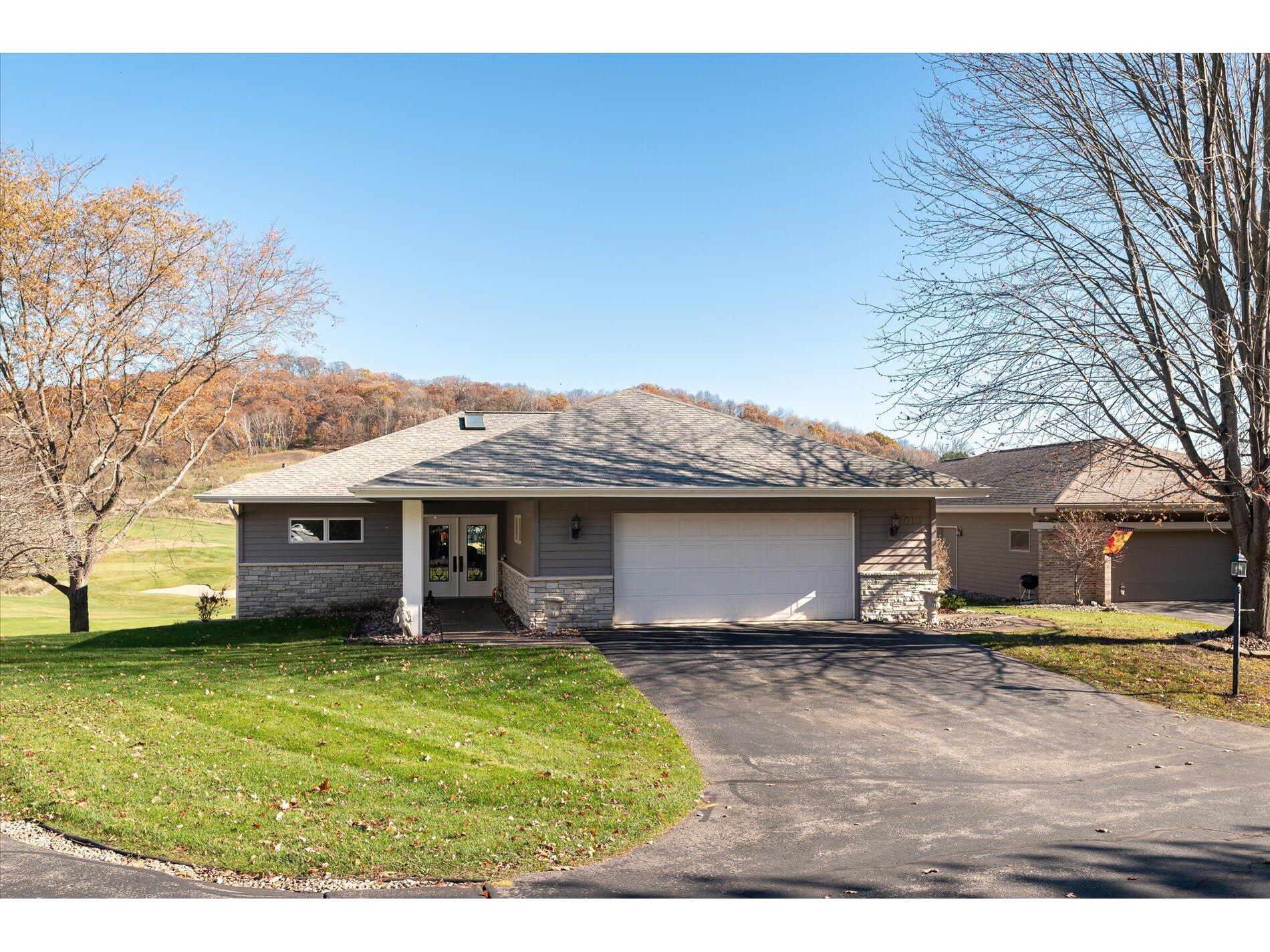 616 Country Club Onalaska WI 54650 1857199 image1