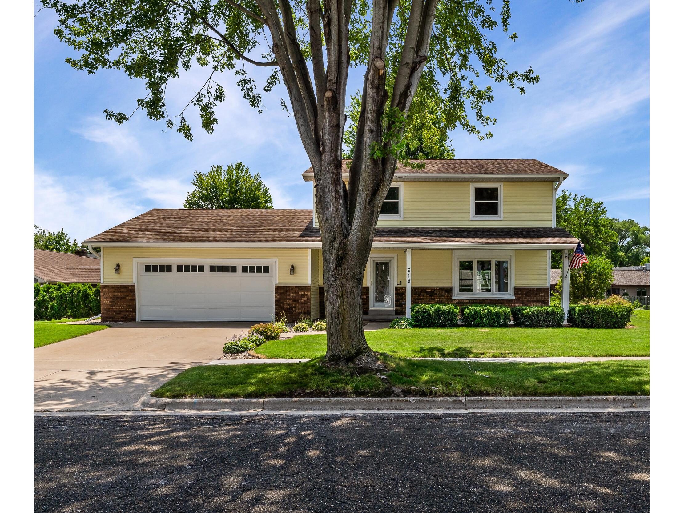 616 Grove Onalaska WI 54650 1970622 image1