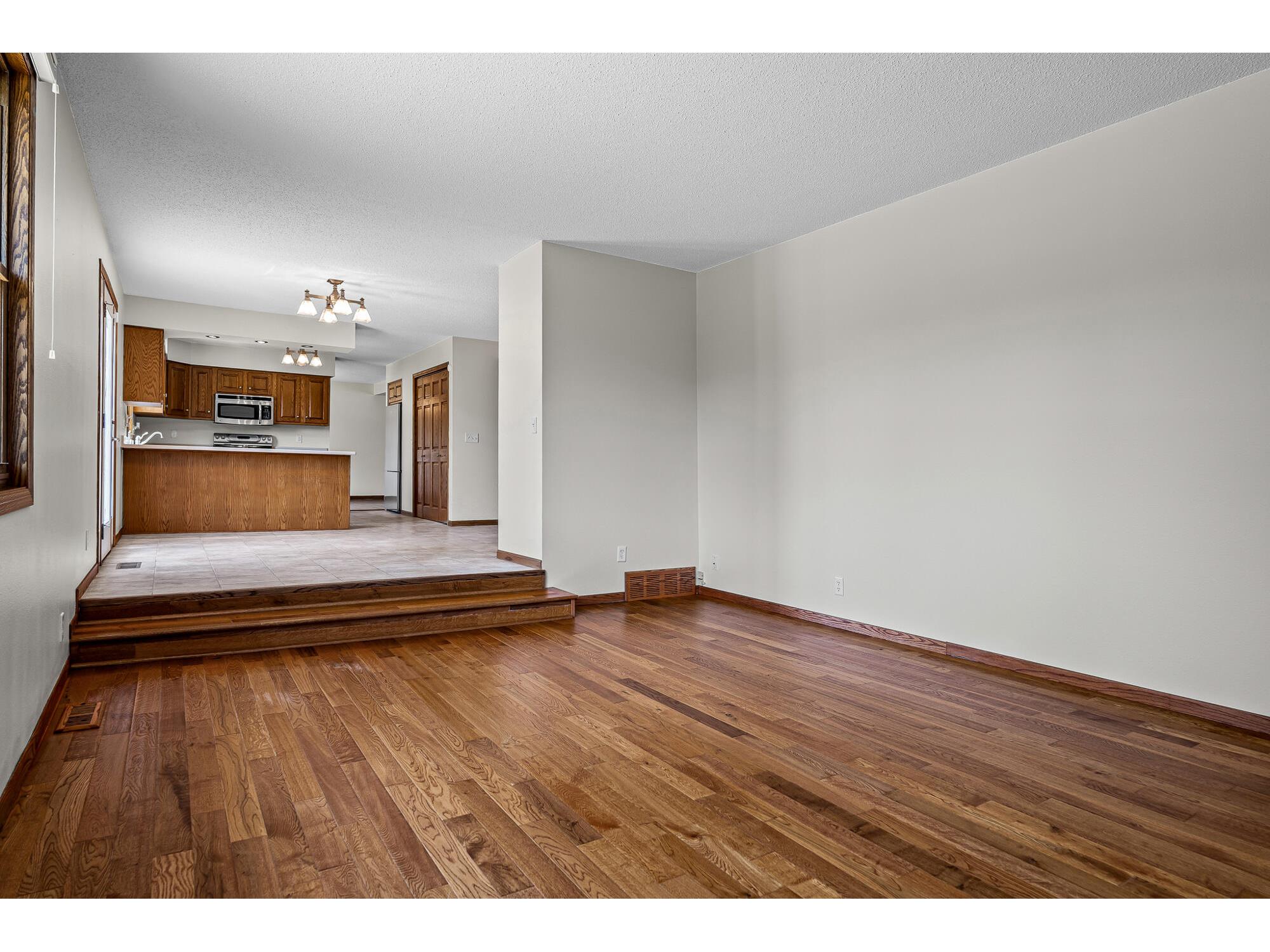 616 Grove Onalaska WI 54650 1970622 image16