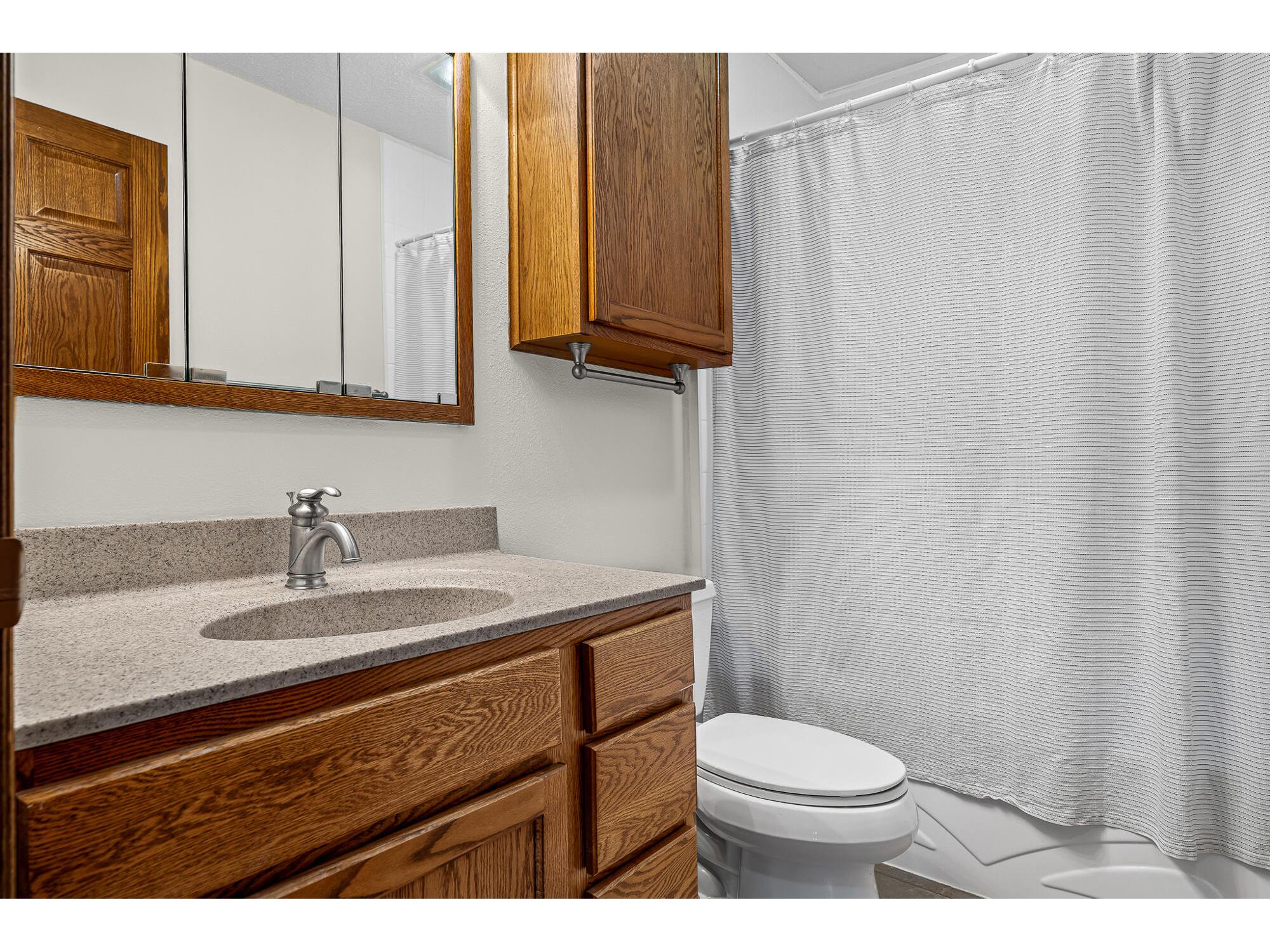 616 Grove Onalaska WI 54650 1970622 image24