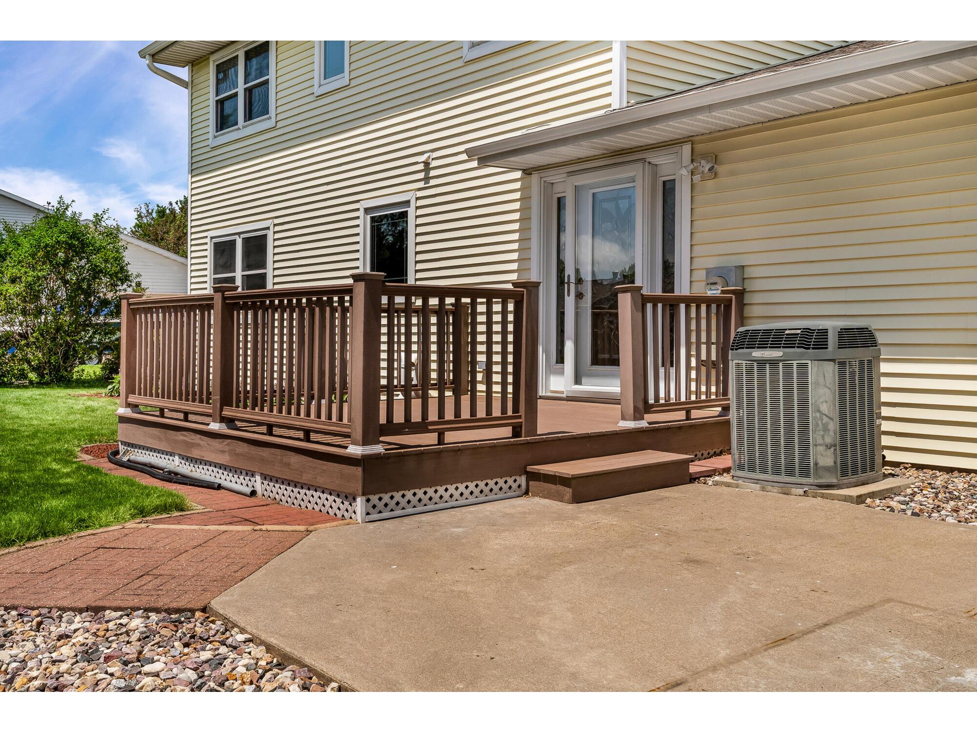 616 Grove Onalaska WI 54650 1970622 image35