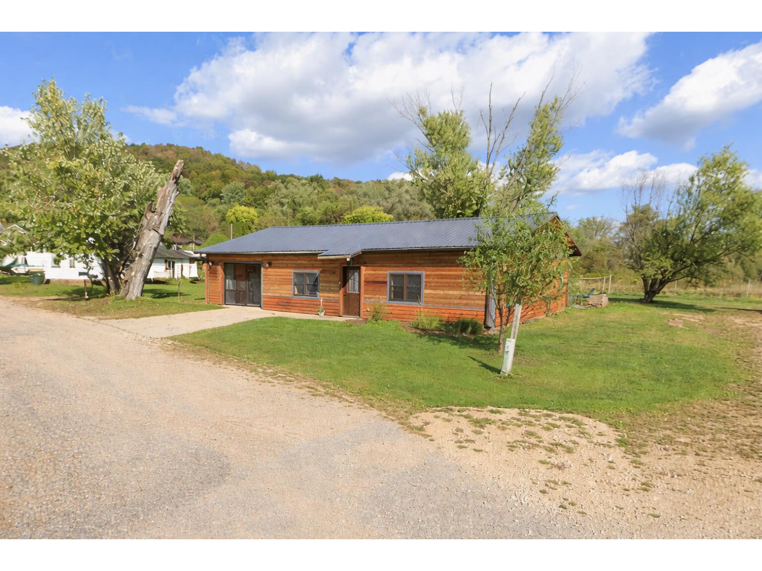 616 S 6th Readstown WI 54652 1955727 image1