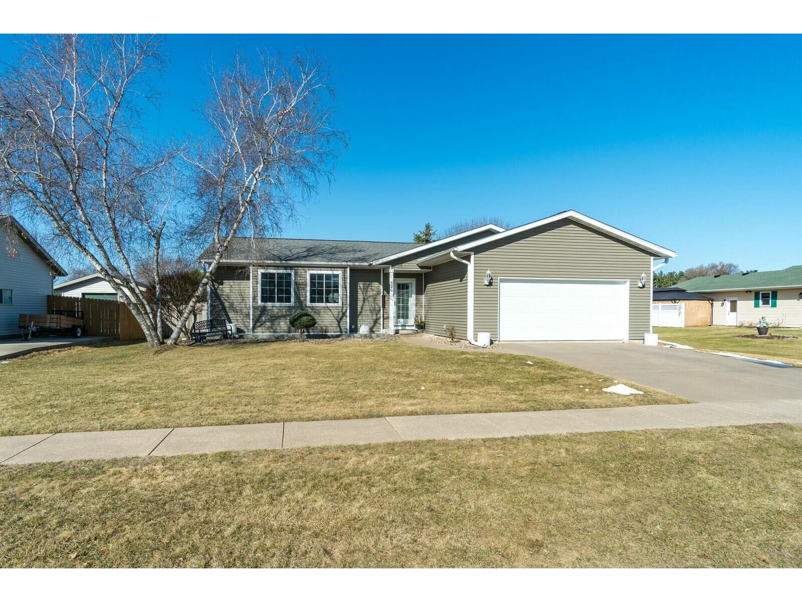 620 Lee West Salem WI 54669 1911273 image1