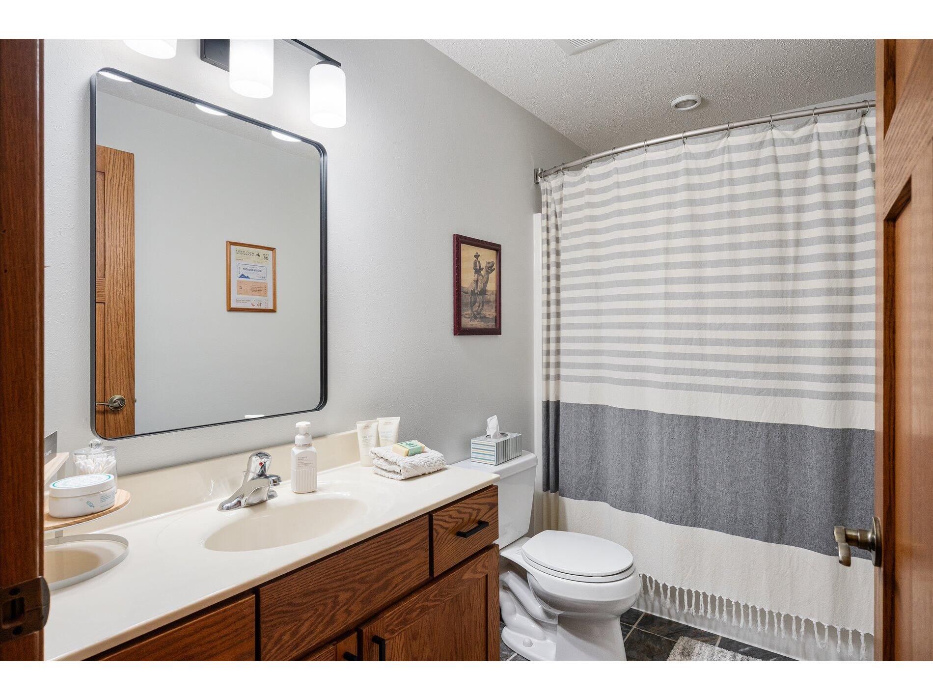 622 Johnson La Crosse WI 54601 1958296 image17