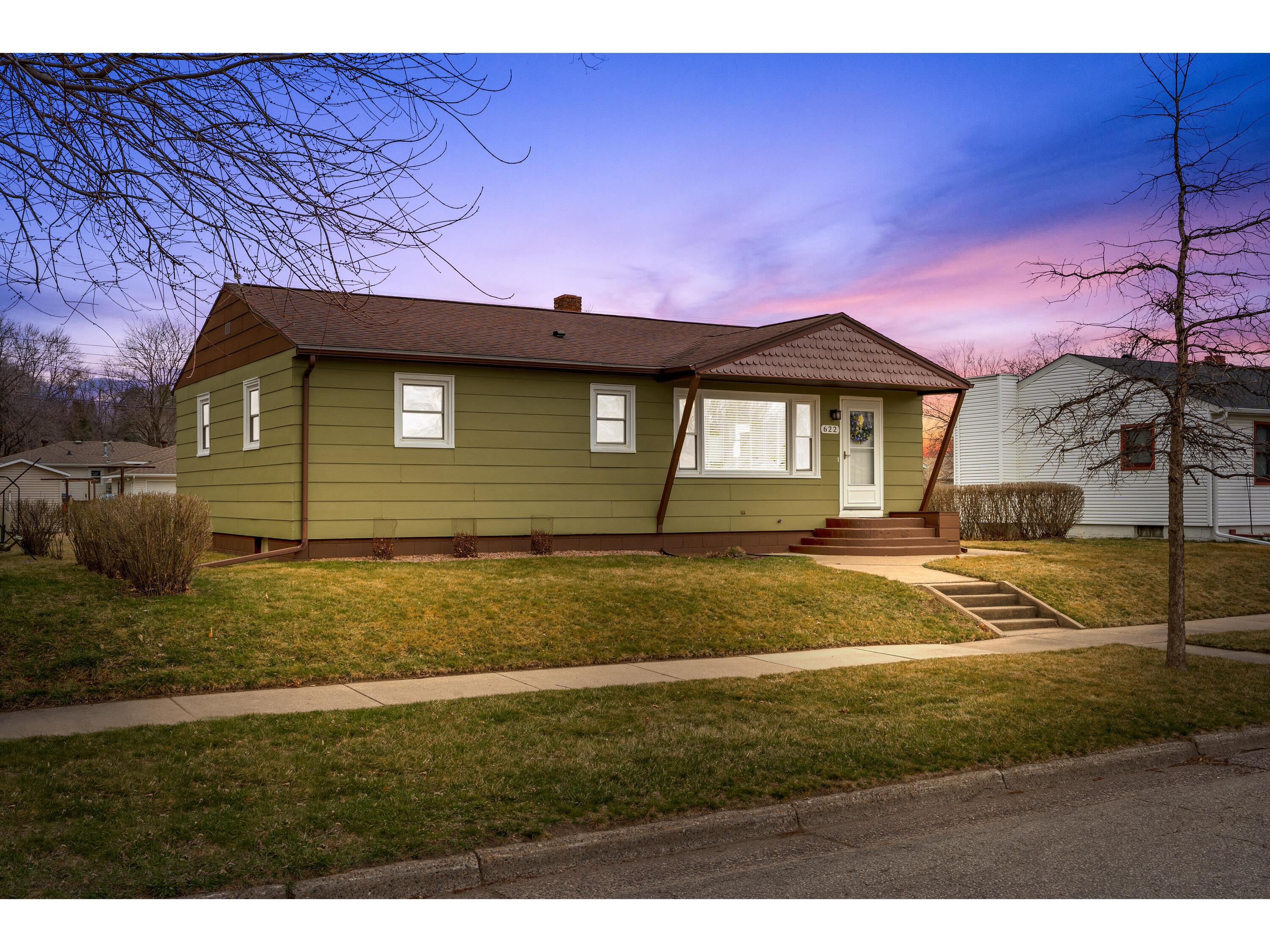 622 1st La Crescent MN 55947 1868738 image1