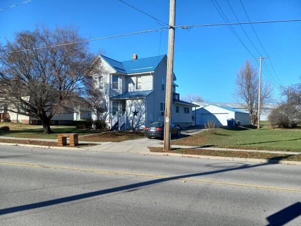 624 E Decker Viroqua WI 54665 1857548 image1