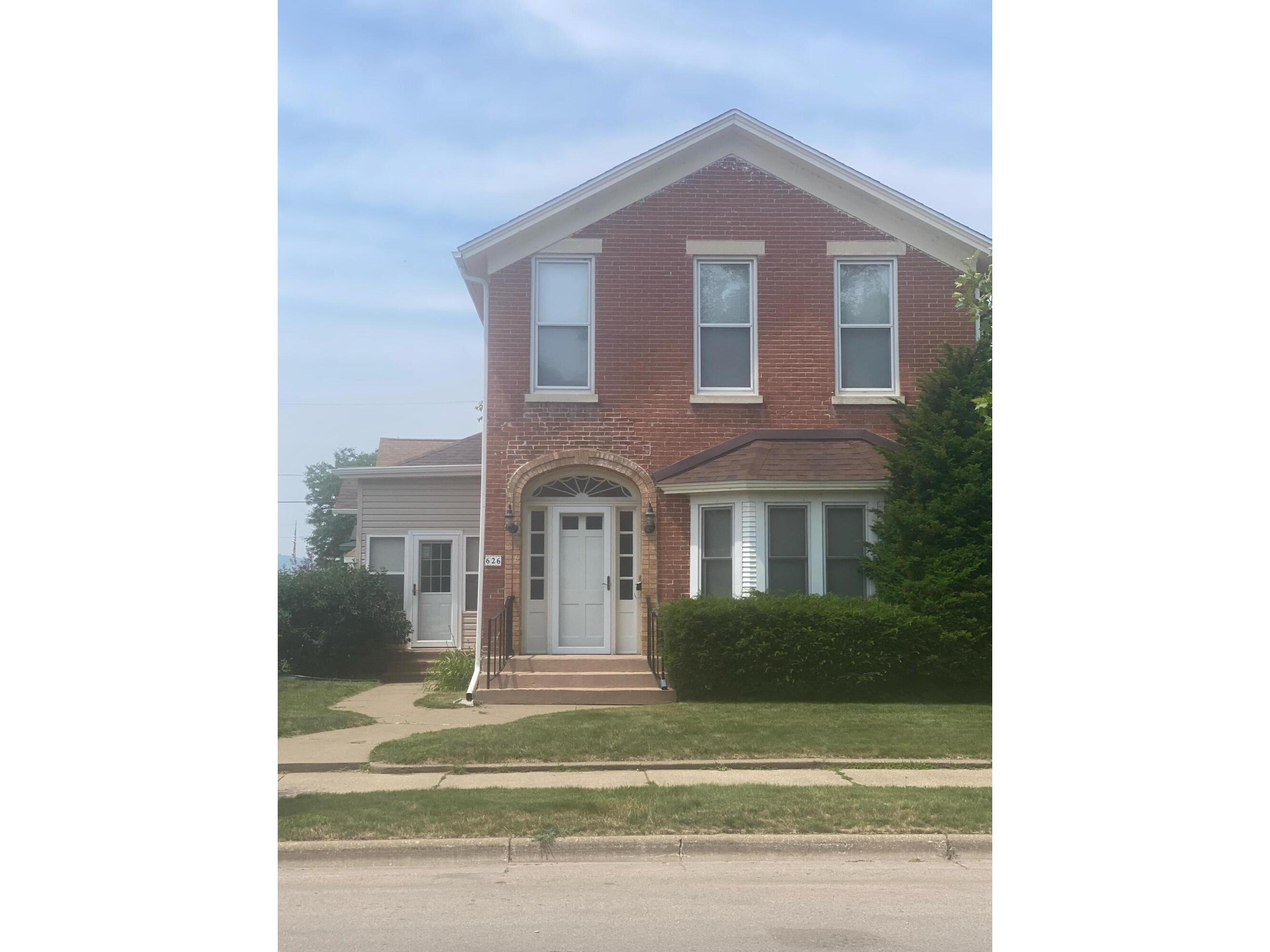 626 5th La Crosse WI 54601 1840605 image1
