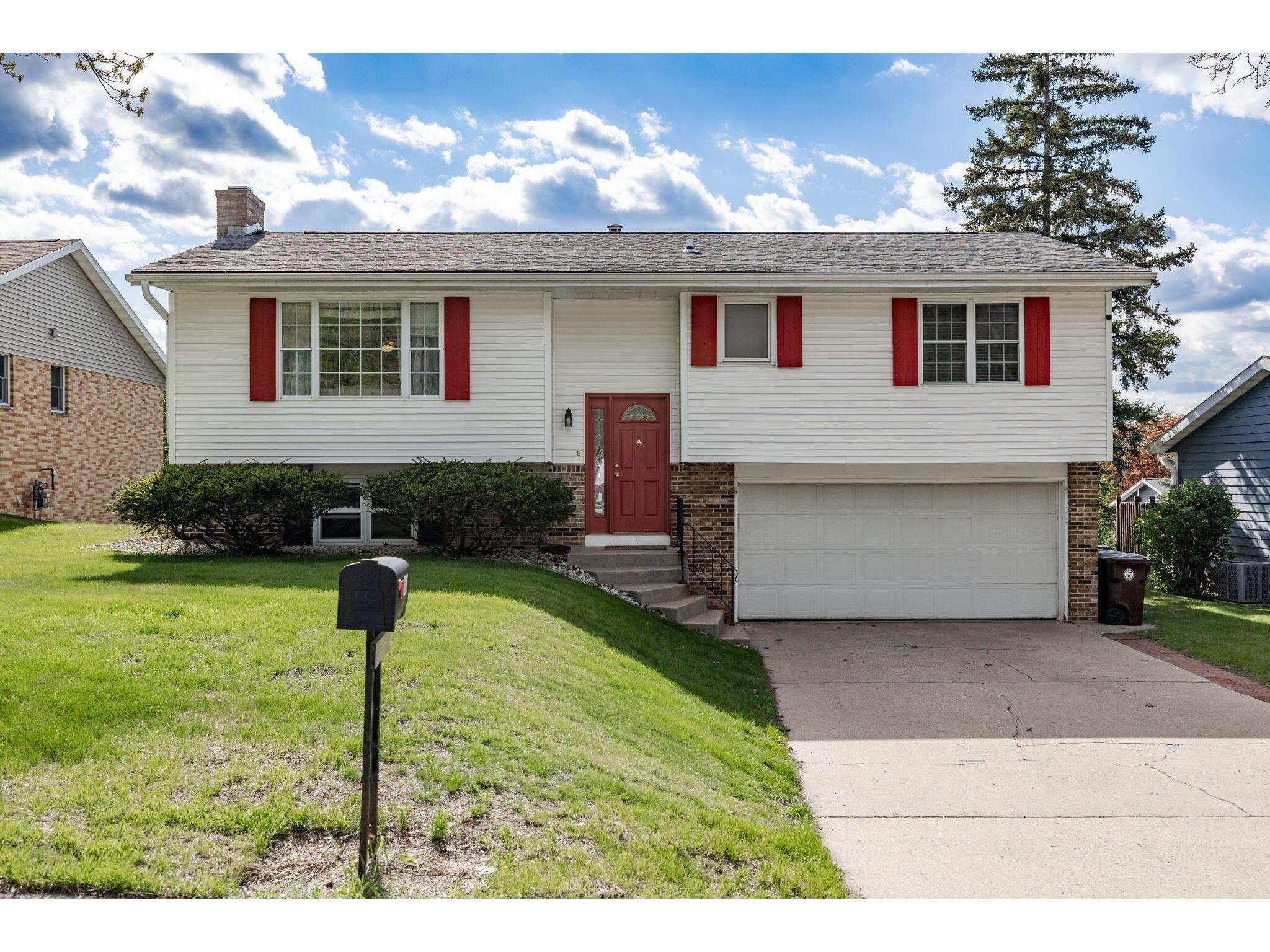 629 Hanson Onalaska WI 54650 1962220 image1