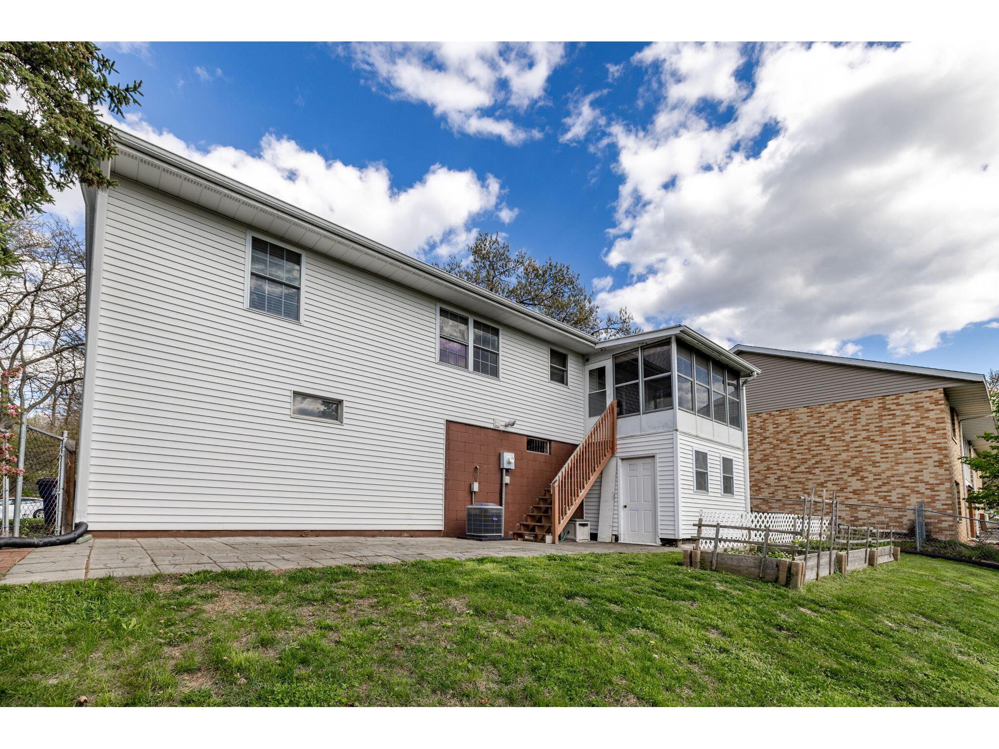 629 Hanson Onalaska WI 54650 1962220 image21