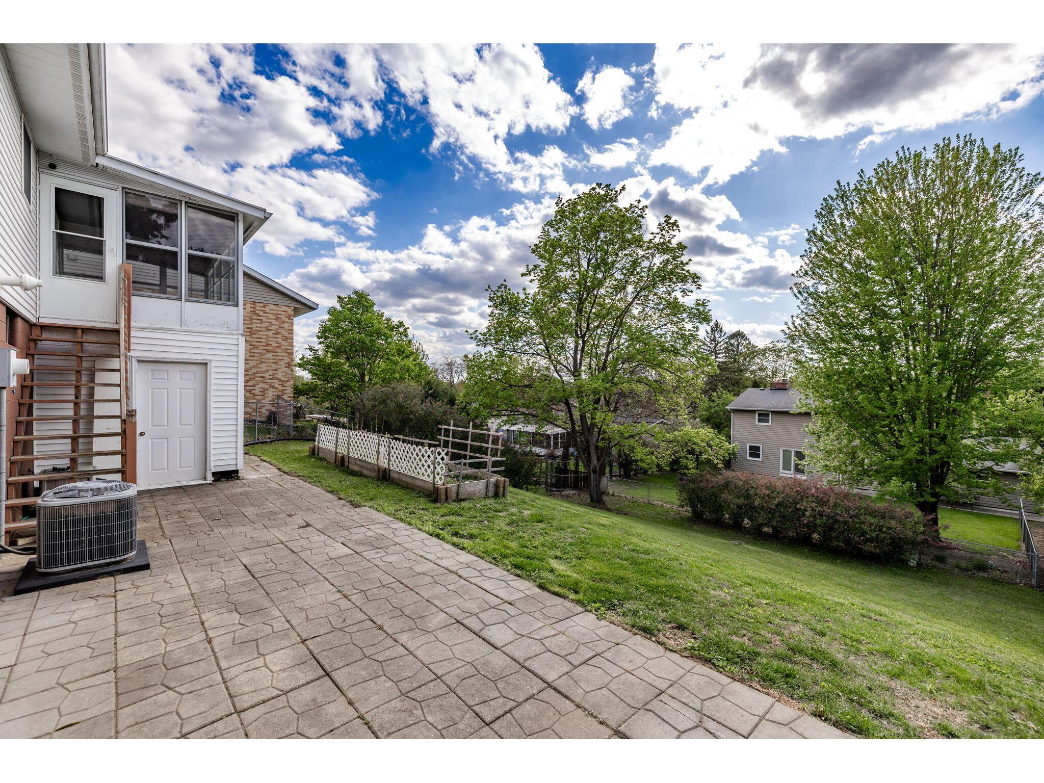 629 Hanson Onalaska WI 54650 1962220 image22