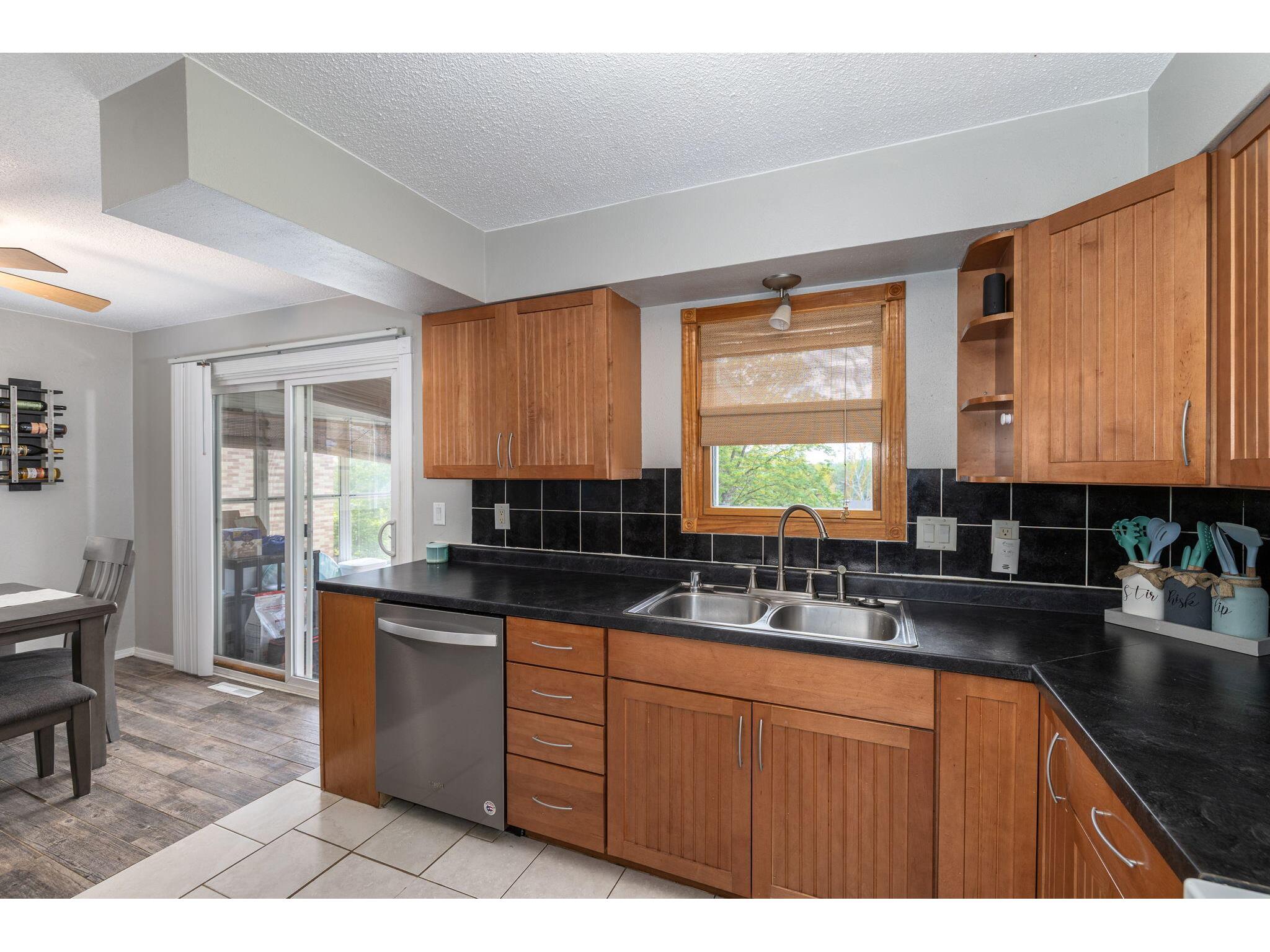 629 Hanson Onalaska WI 54650 1962220 image7