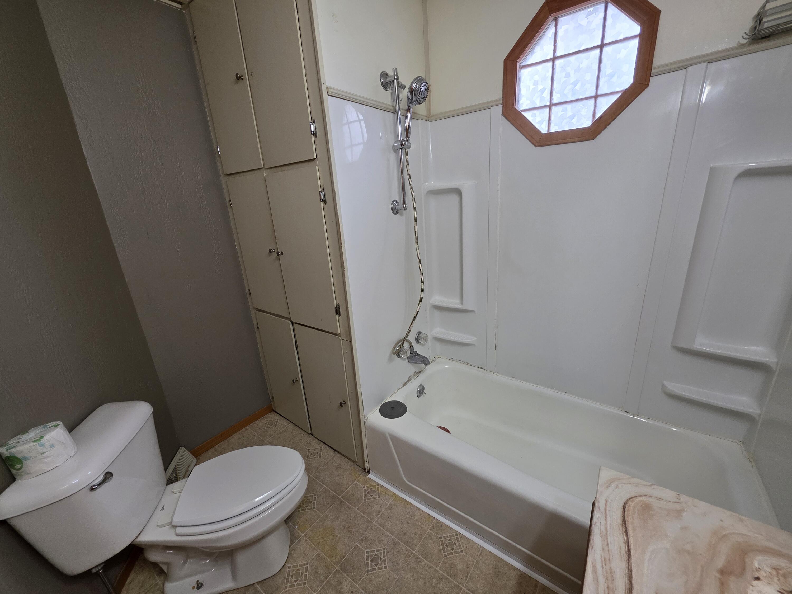 630 Albion Cashton WI 54619 1939933 image19