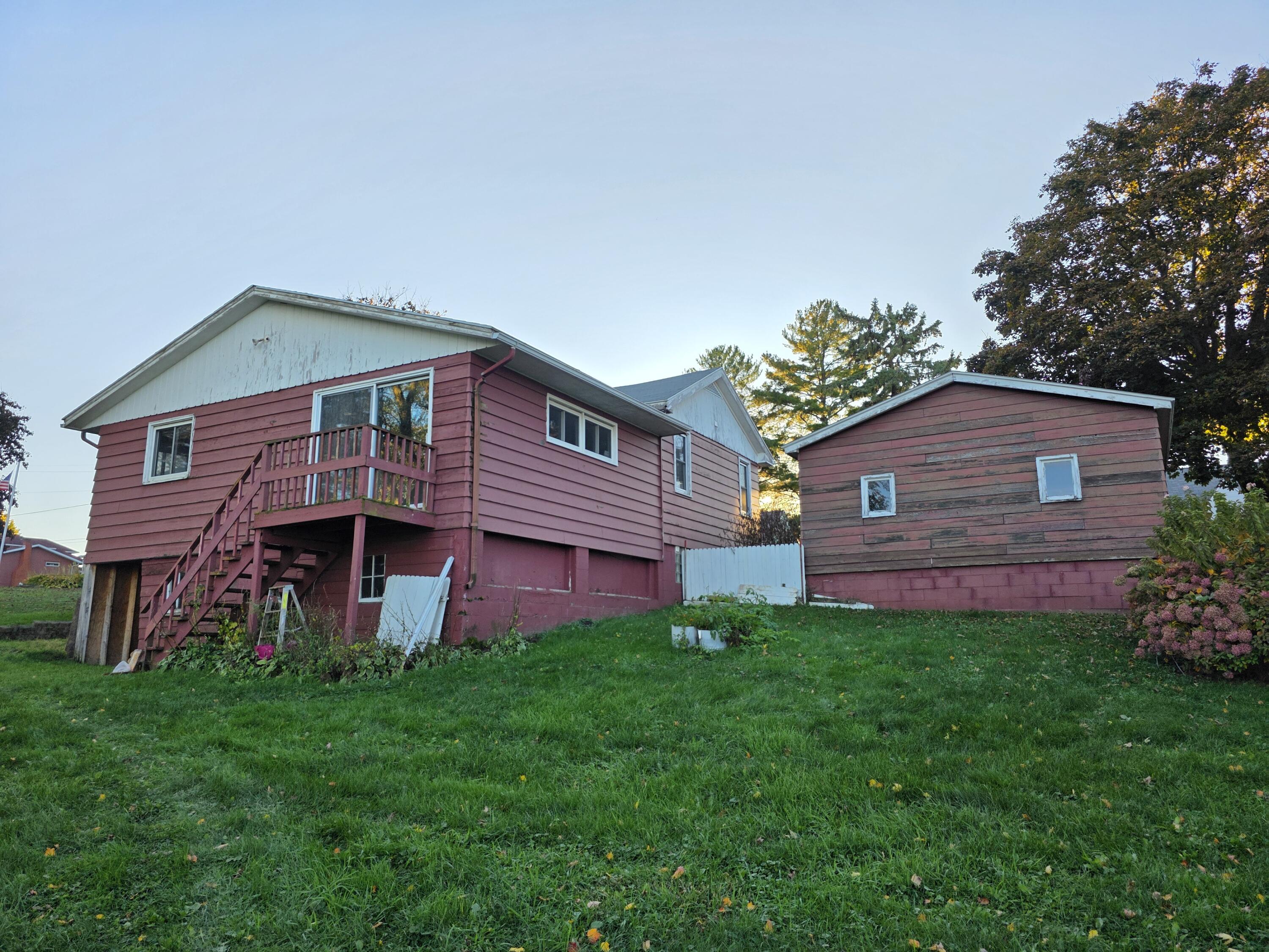 630 Albion Cashton WI 54619 1939933 image24