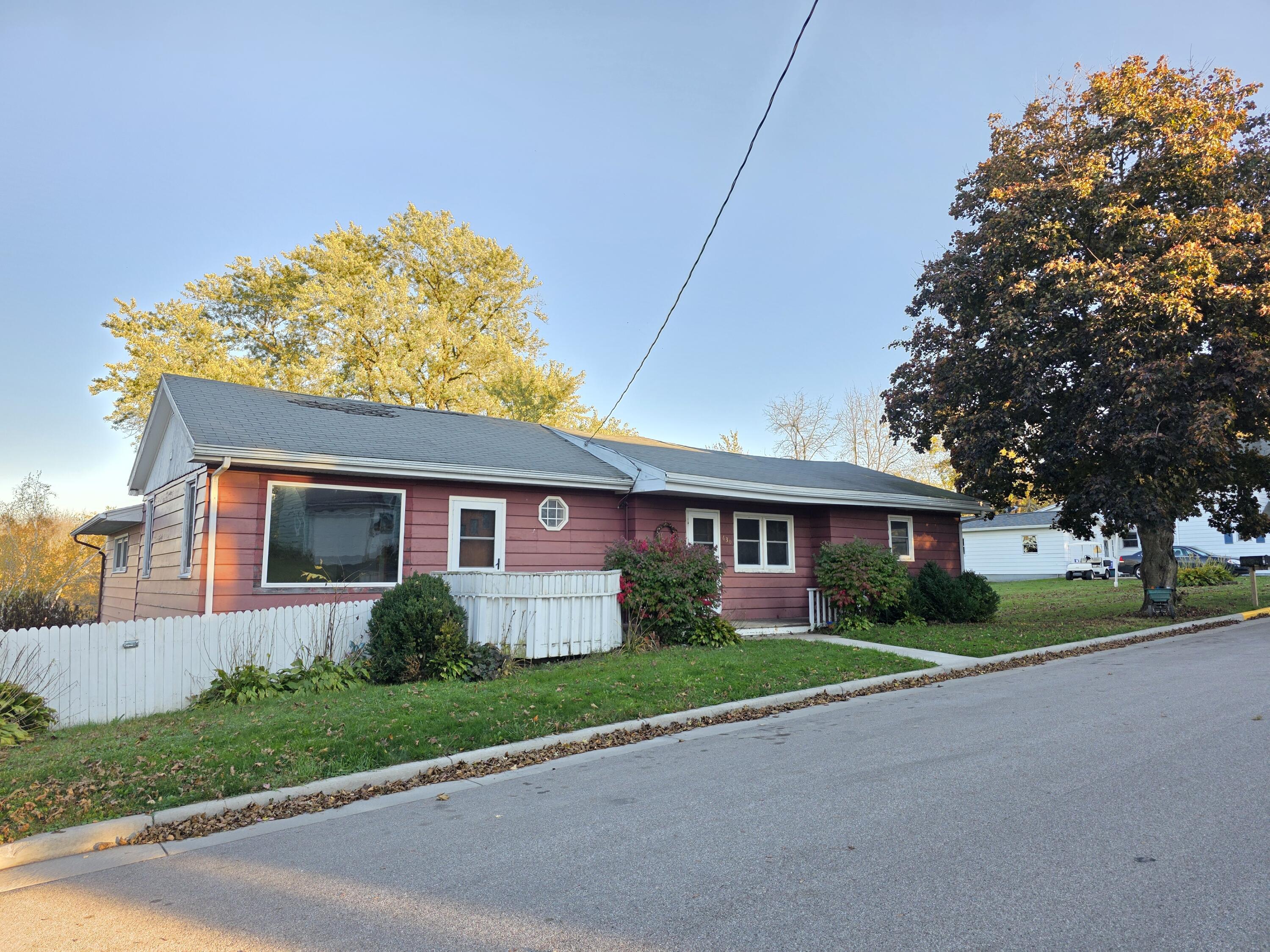 630 Albion Cashton WI 54619 1939933 image29